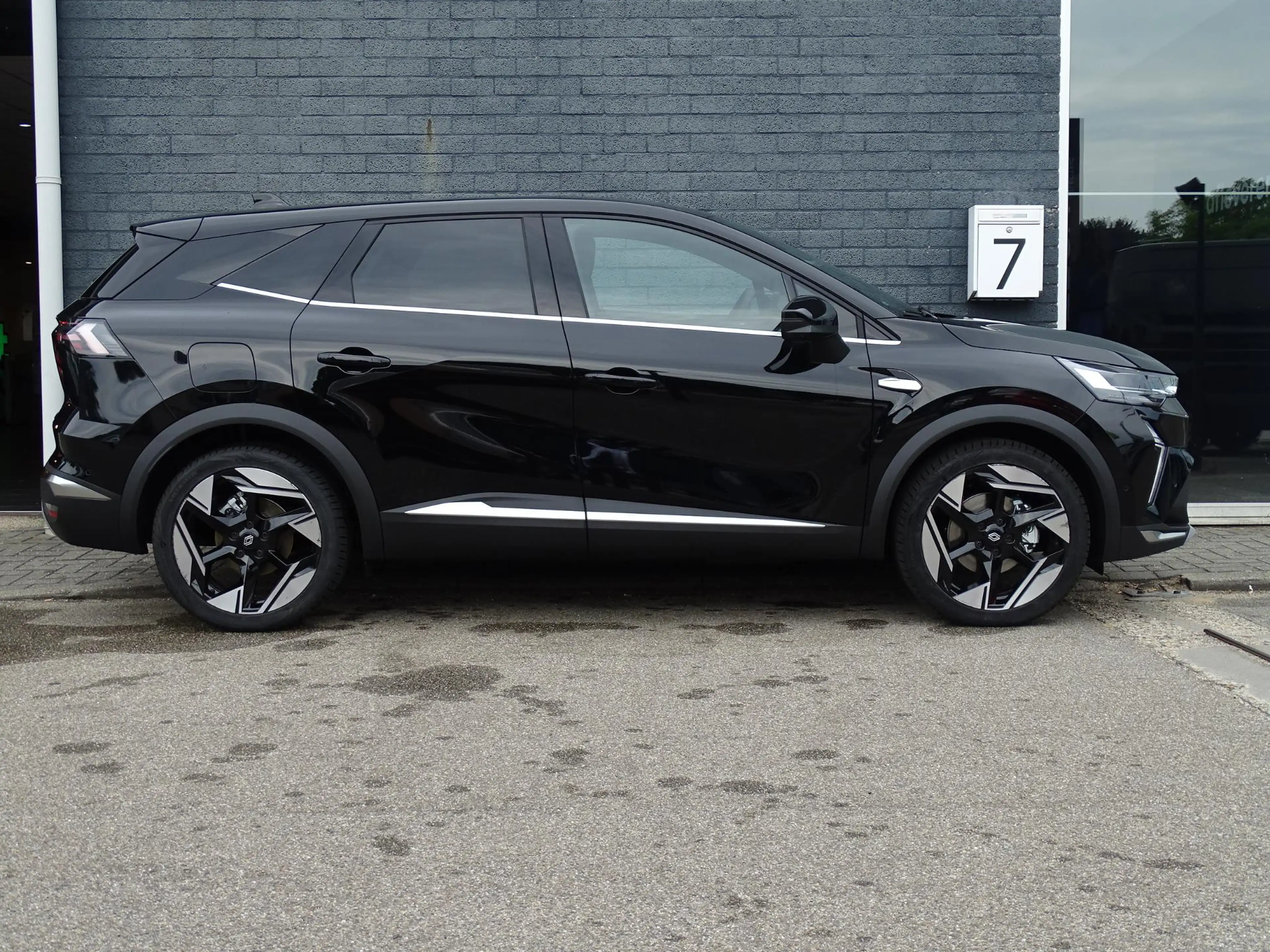 Renault Symbioz 1.8 E-Tech full hybrid 160 iconic | Harman & Kardo — photo 20