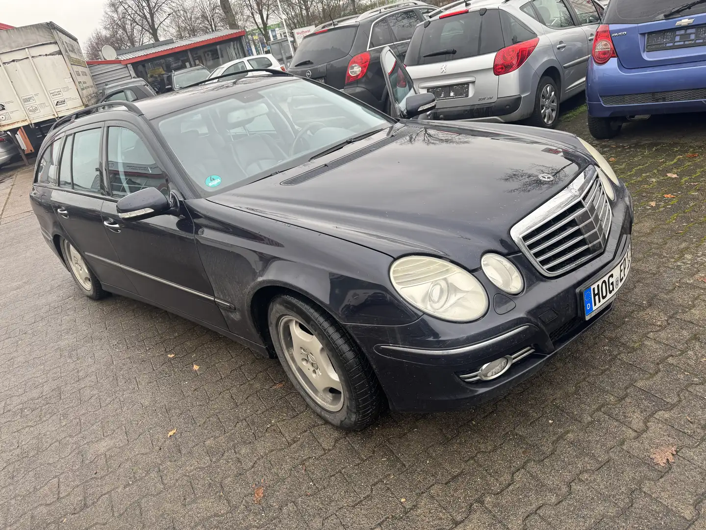 Mercedes-Benz E 350 E 350 T CGI (211.257) Blau - 1