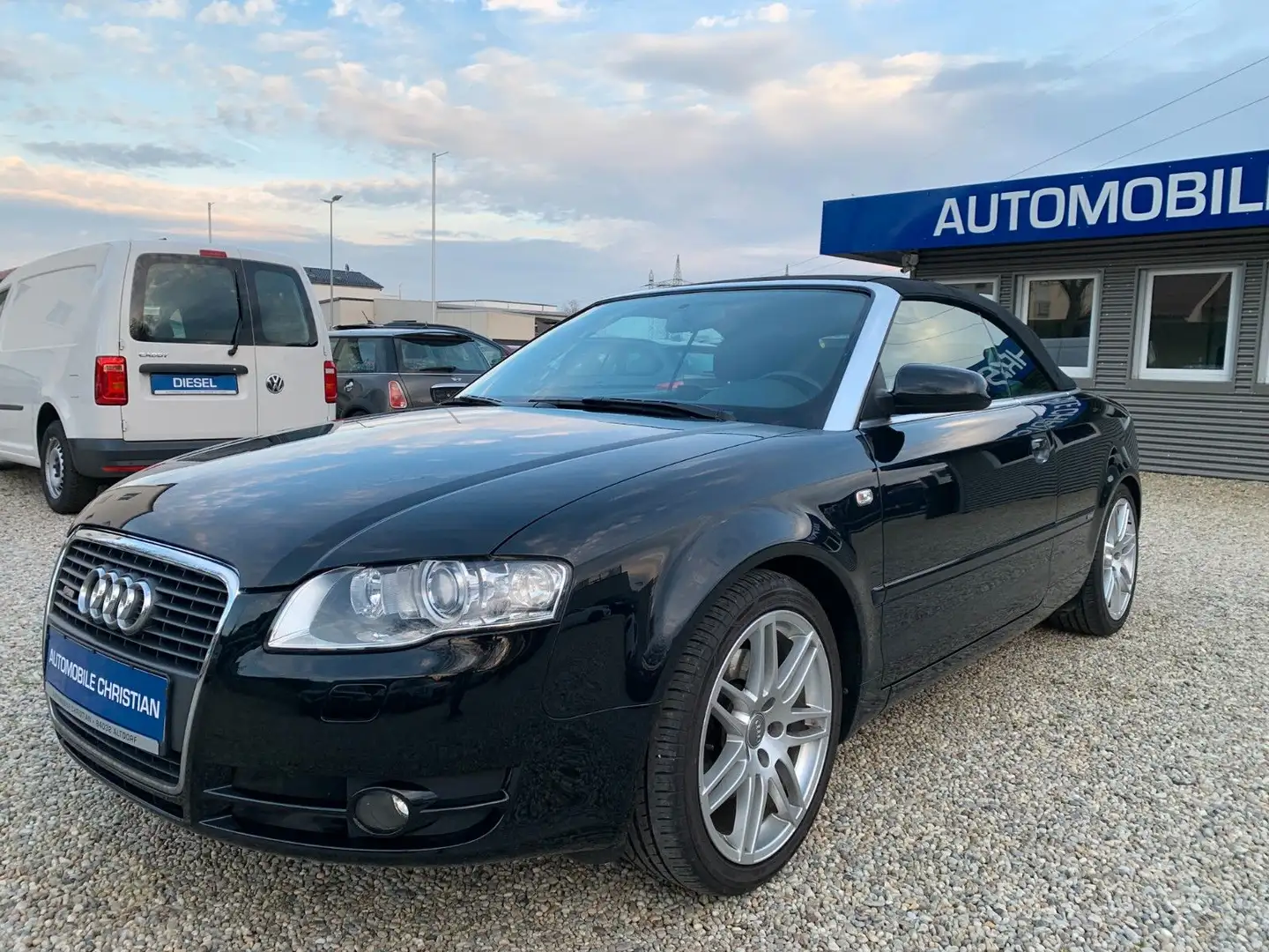 Audi A4 Cabriolet 1.8 T S line Navi Leder Xenon SHZ Negro - 2