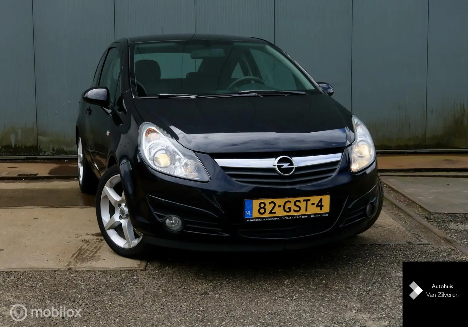 Opel Corsa 1.4-16V Sport {CRUISE CONTROL - NIEUWE APK} Zwart - 1