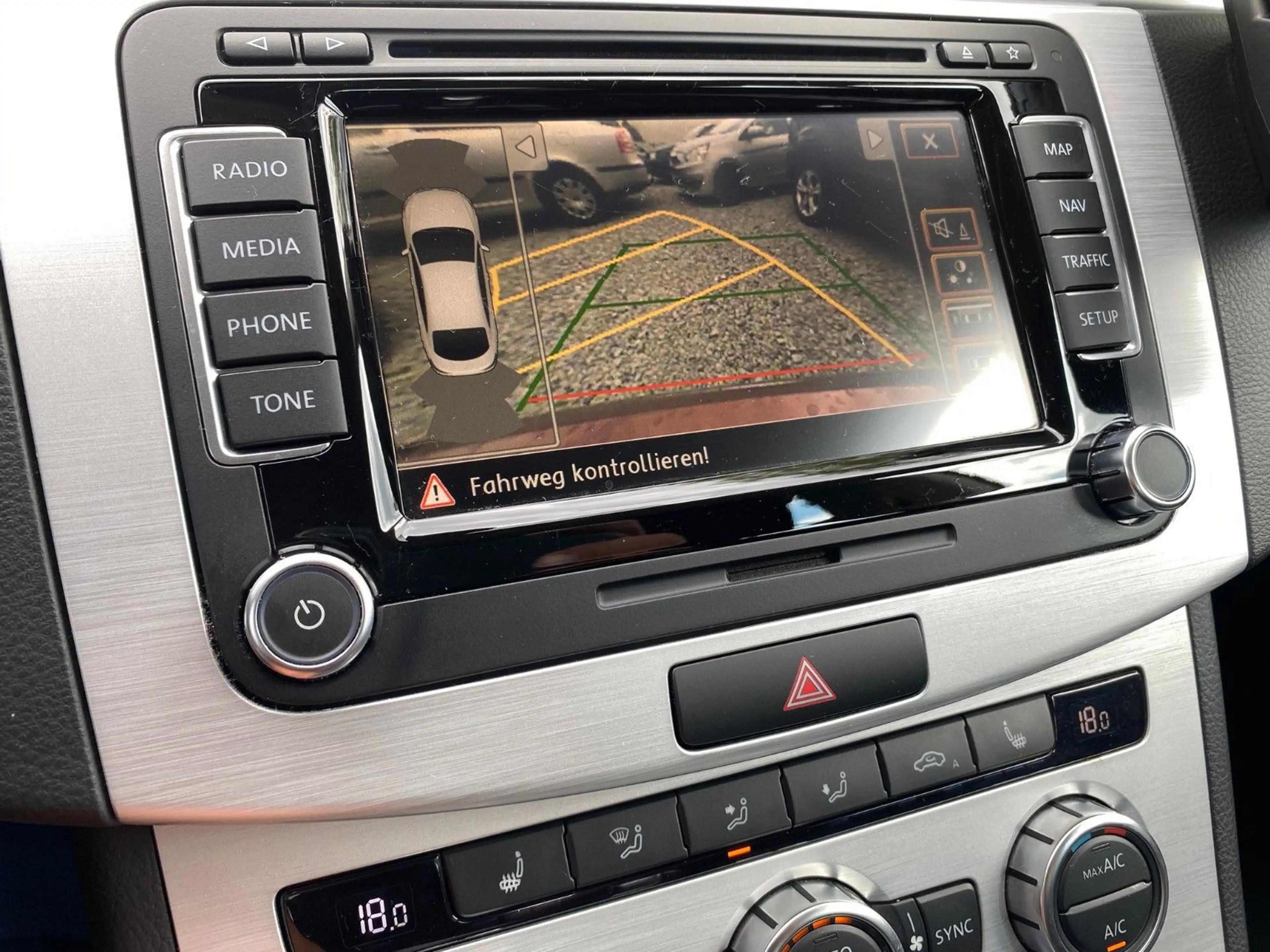 Volkswagen CC BMT sehr gepflegt aus Erstbesitz — photo 15