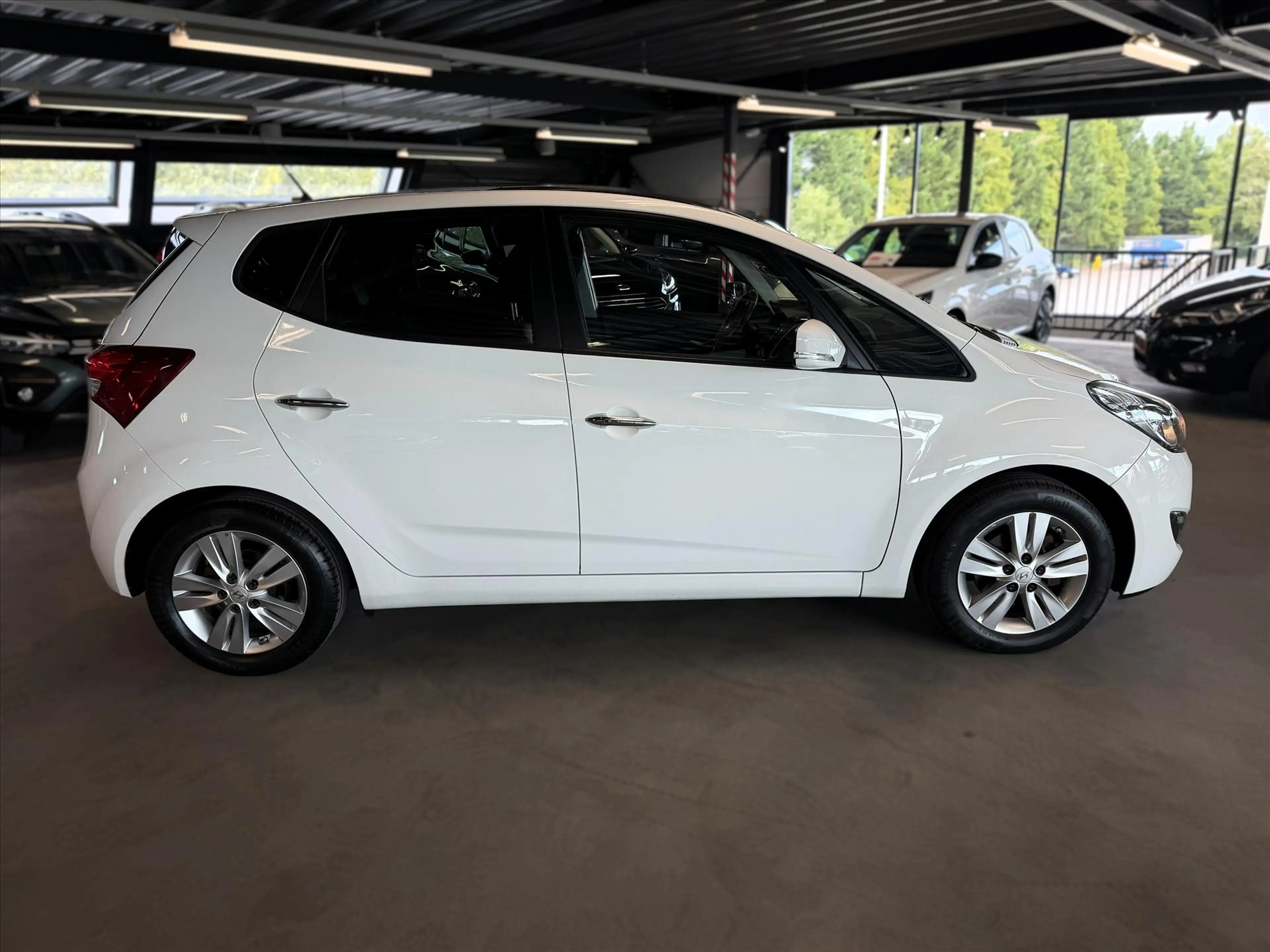 Hyundai iX20 1.6 CVVT 125pk Aut. Leder, Pano, Camera, Lmv — photo 6