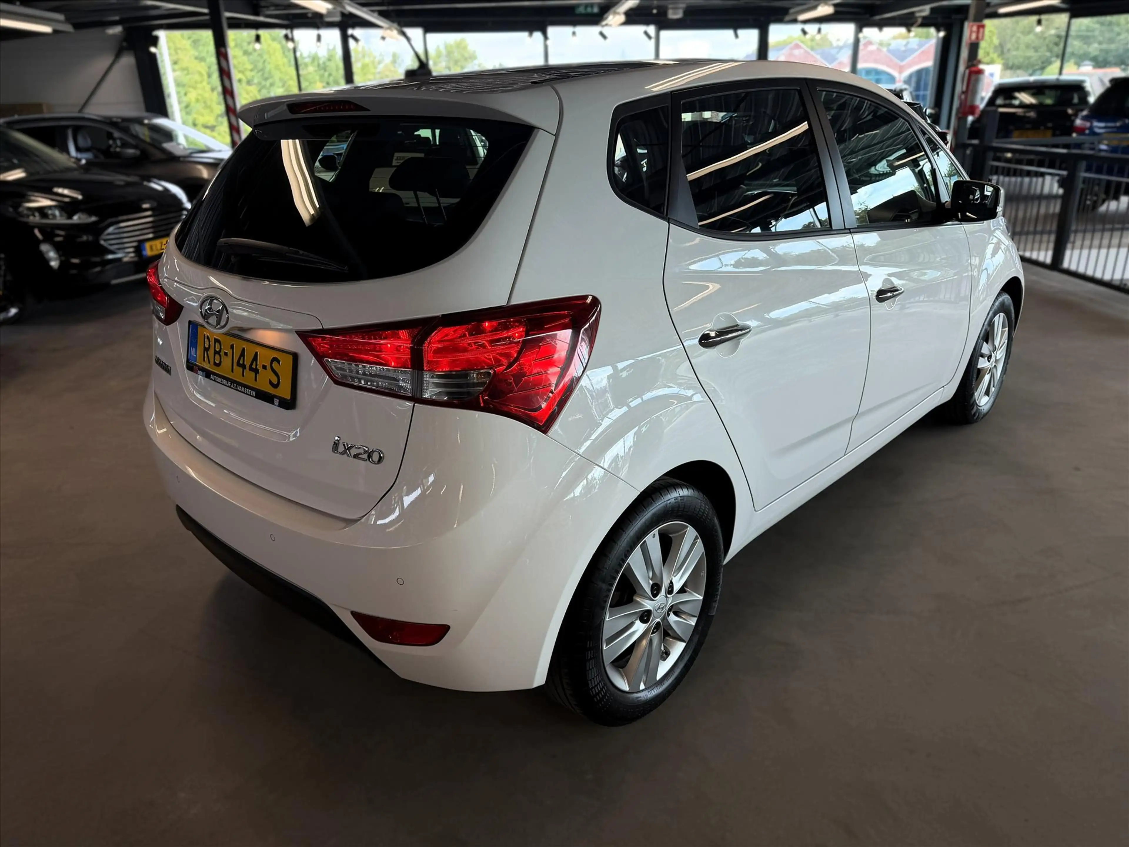 Hyundai iX20 1.6 CVVT 125pk Aut. Leder, Pano, Camera, Lmv — photo 5