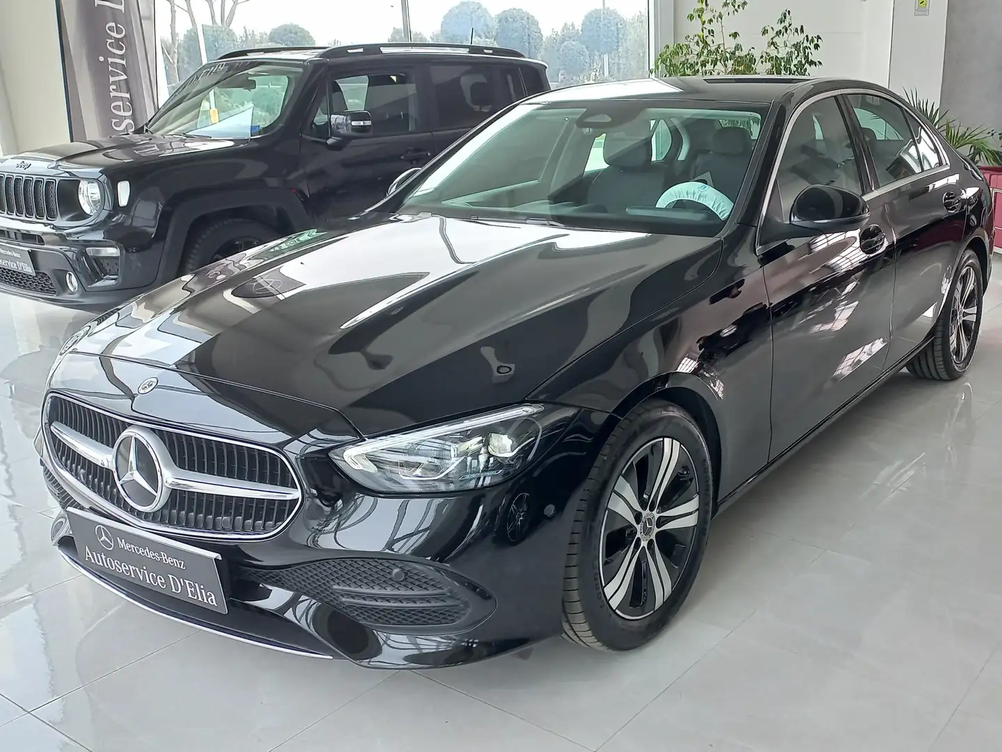 Mercedes-Benz C 200 d mhev Advance Plus Černá - 1