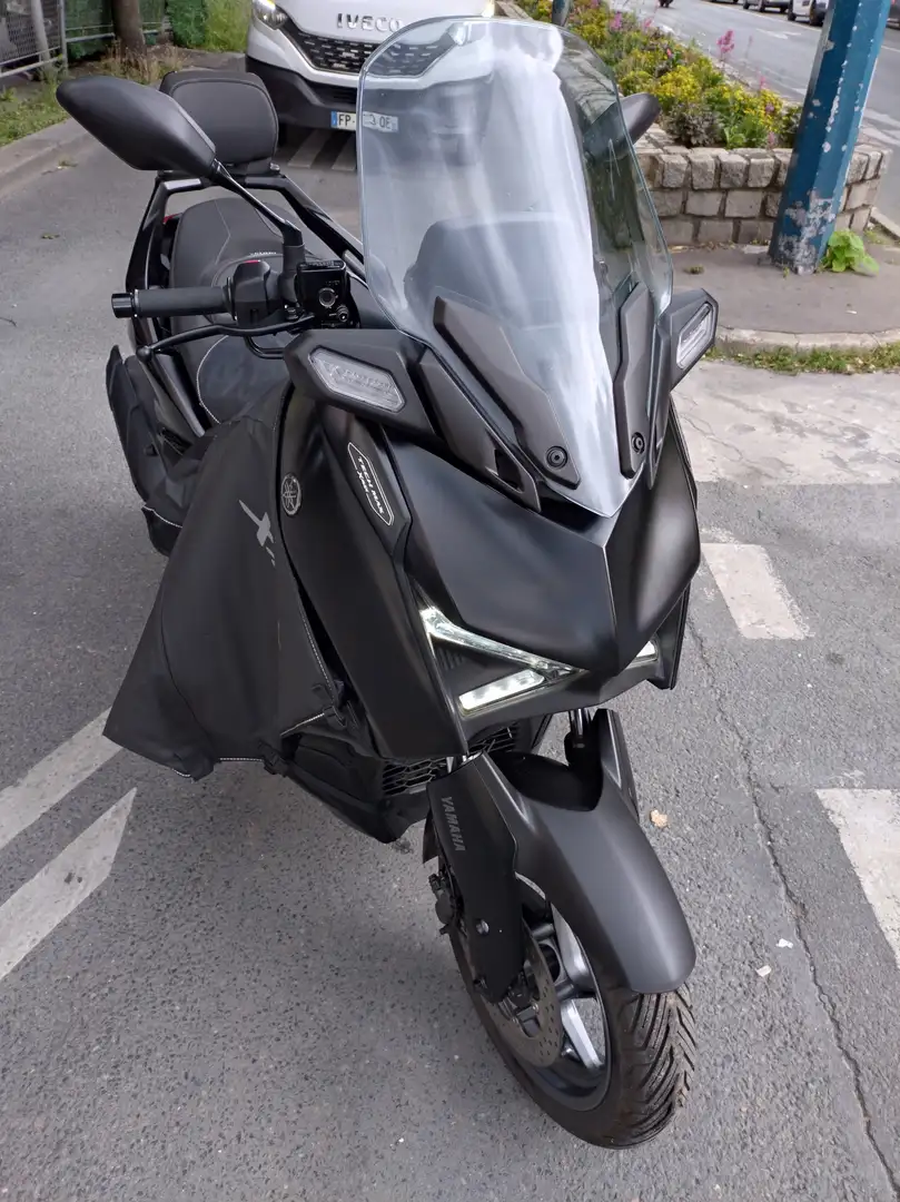 Yamaha X-Max 125 Zwart - 2