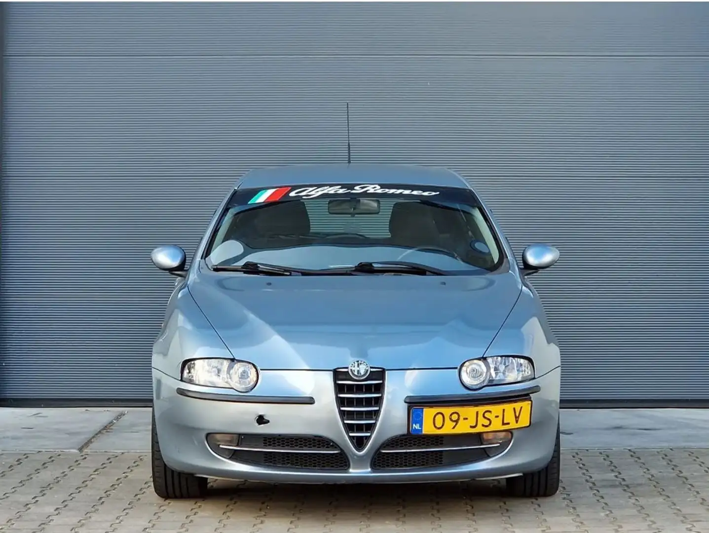 Alfa Romeo 147 1.6 TS Distinctive Blauw - 2