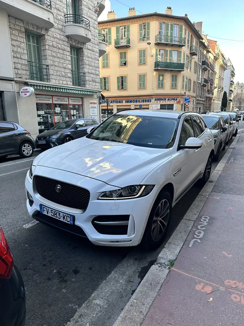 Jaguar F-Pace 2.0d R-Sport awd 180cv auto - 2