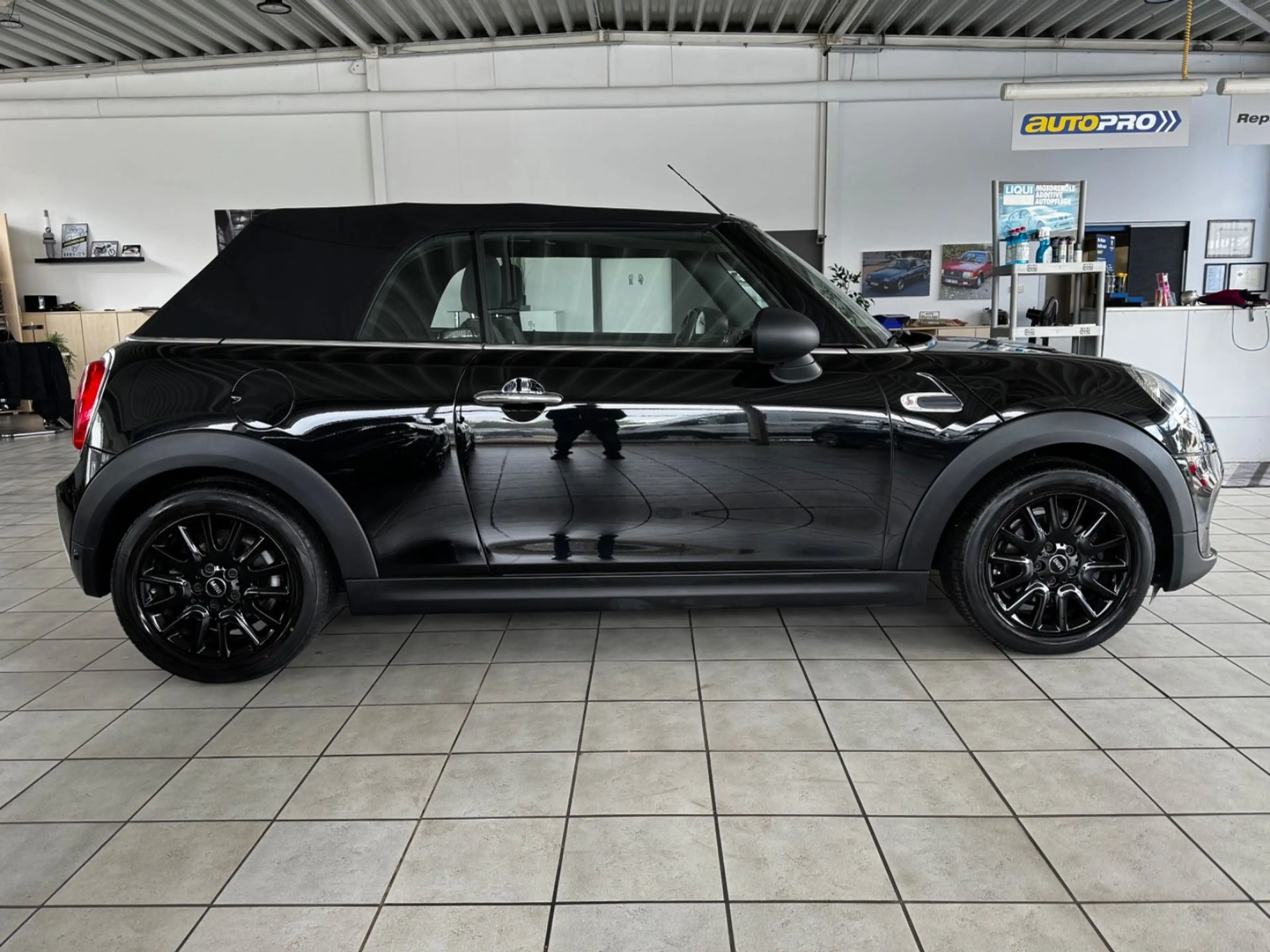 MINI One Cabrio/2.HD/KLIMA/SHZ/PDC/BT/TEL/ALU — photo 6