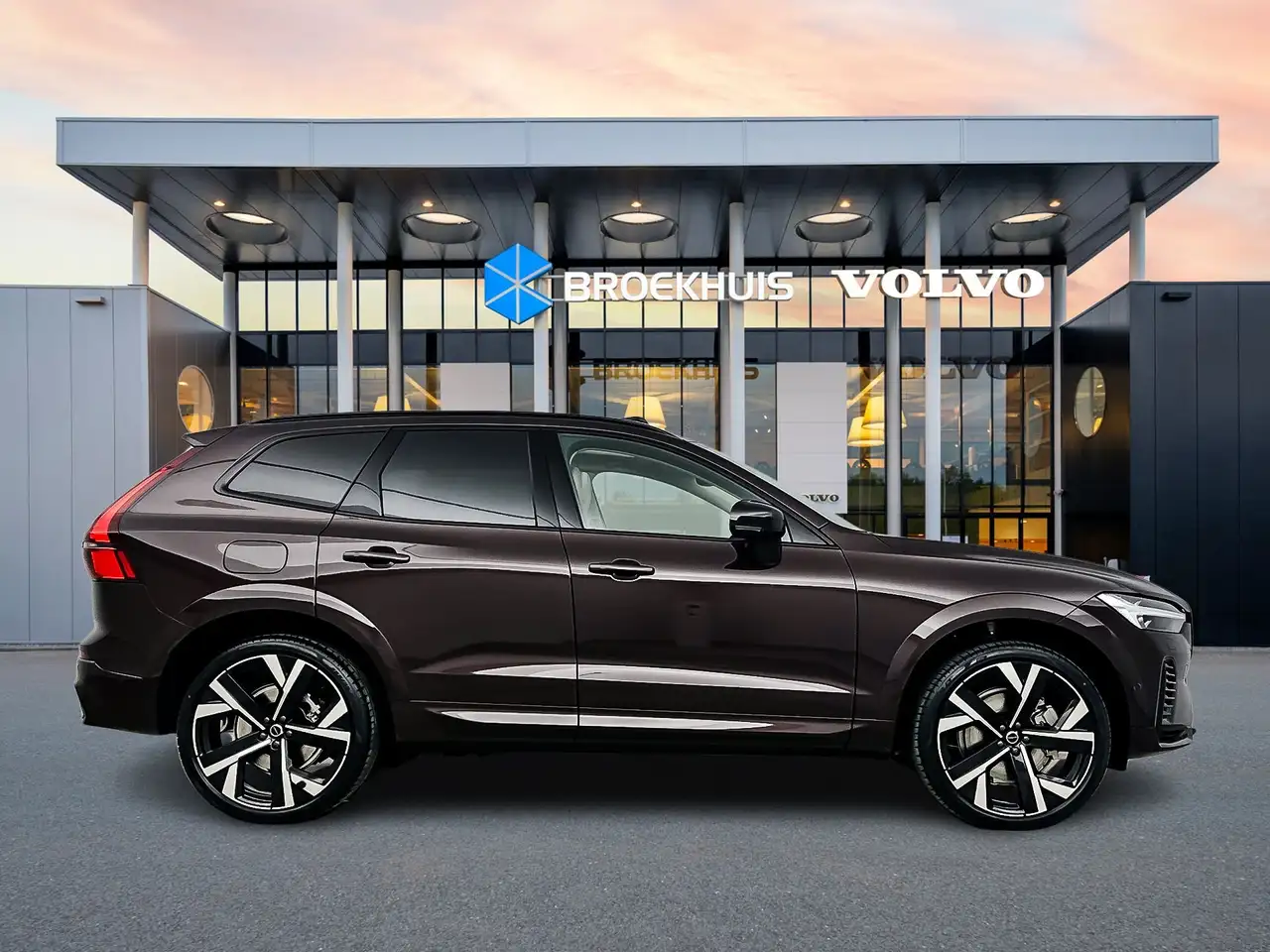 Volvo XC60 2026 — фото 7