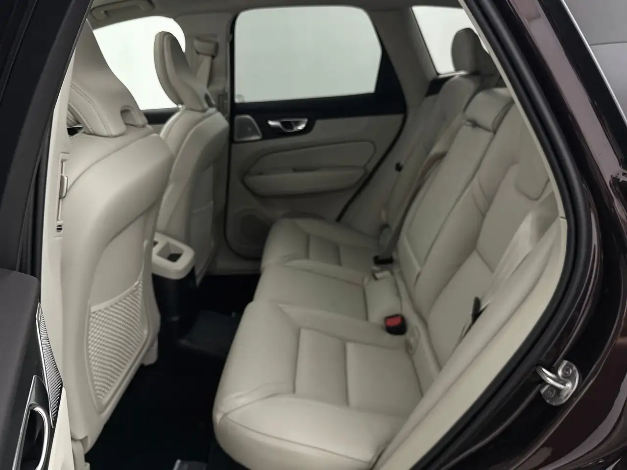 Volvo XC60 2026 — фото 14