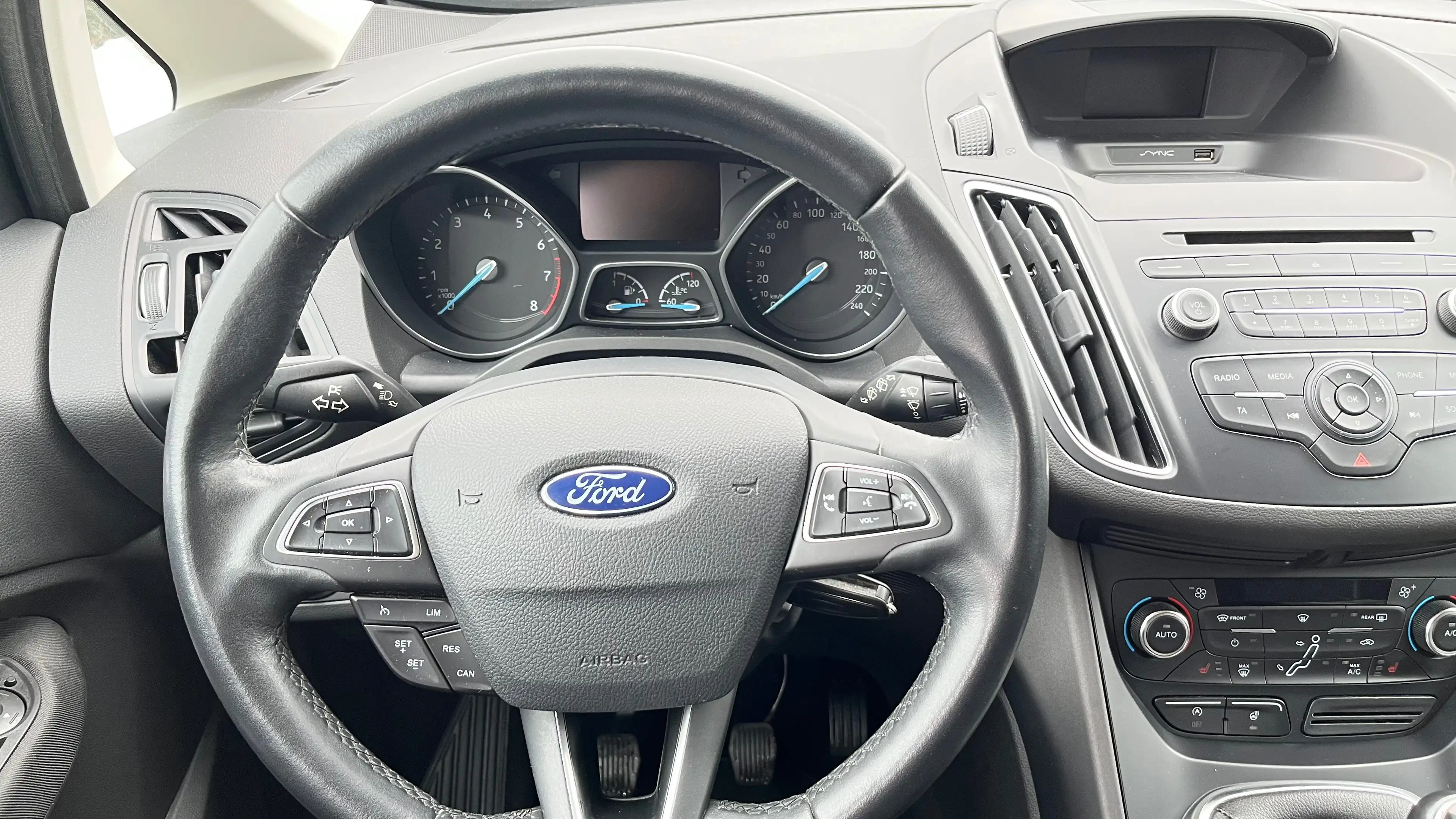 Ford Grand C-Max Business Edition — photo 13