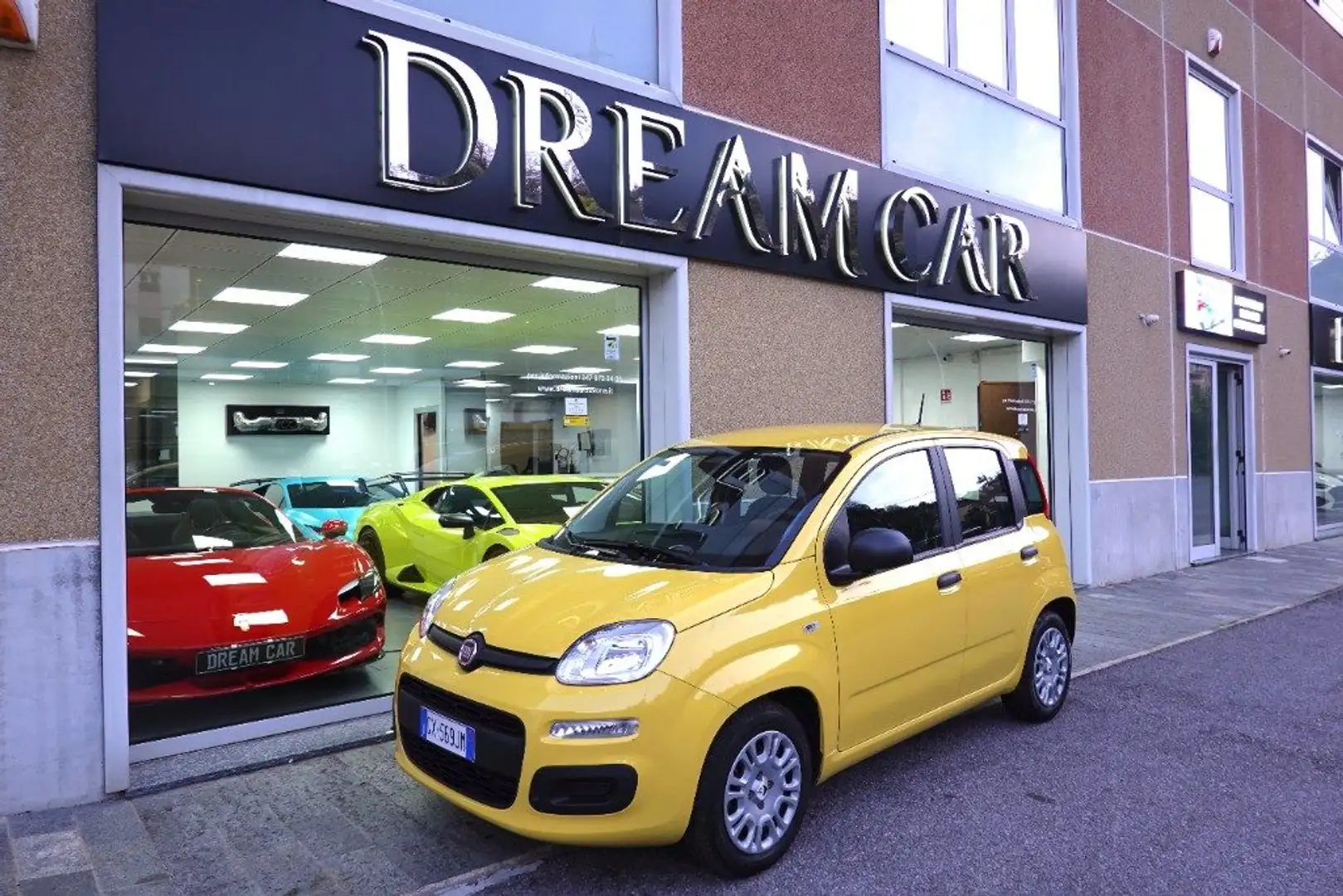 Fiat Panda 1.0 FireFly S&S Hybrid Gelb - 1