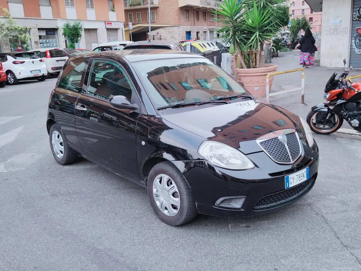 Lancia Ypsilon Ypsilon 1.2 8v Oro Plus Nero - 2