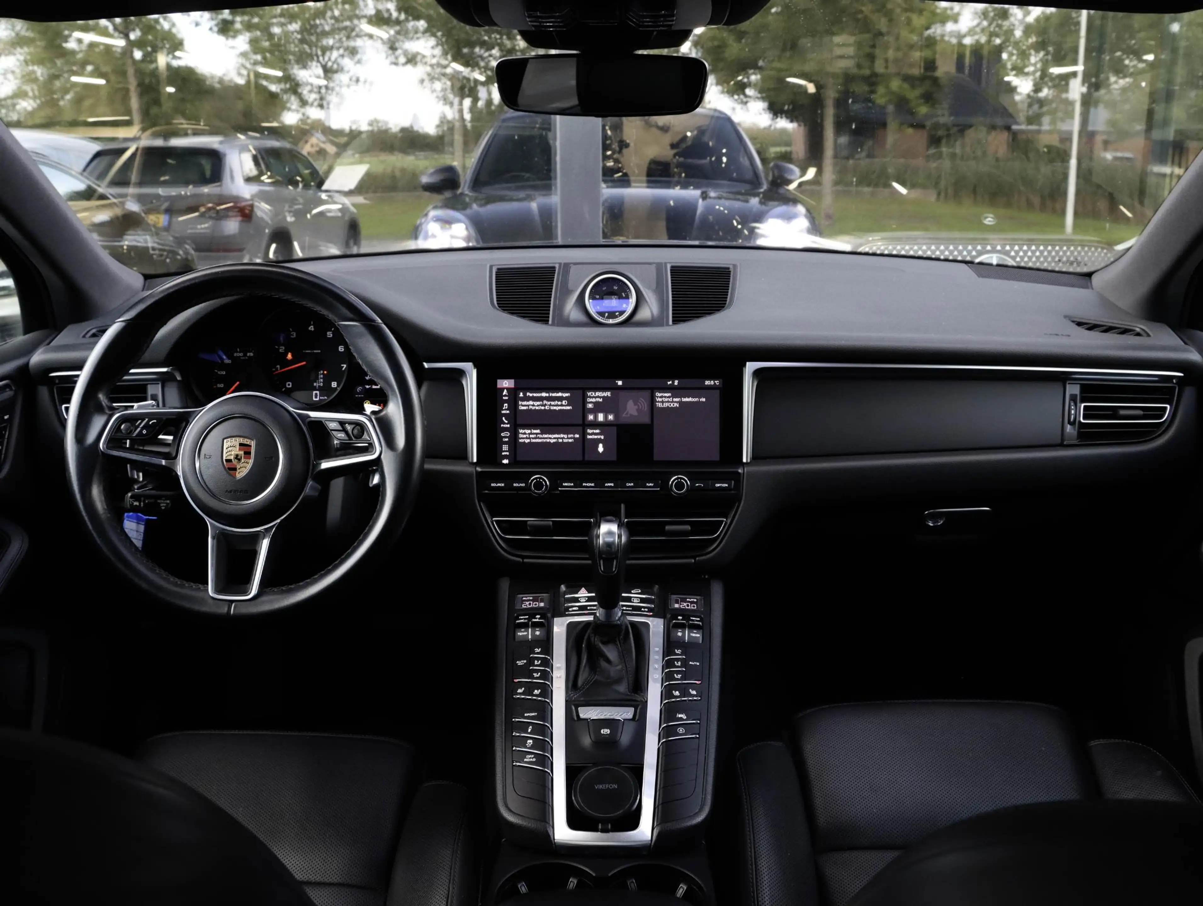 Porsche Macan 2.0 Panodak | PASM | Stoelventilatie | Standkachel — photo 24