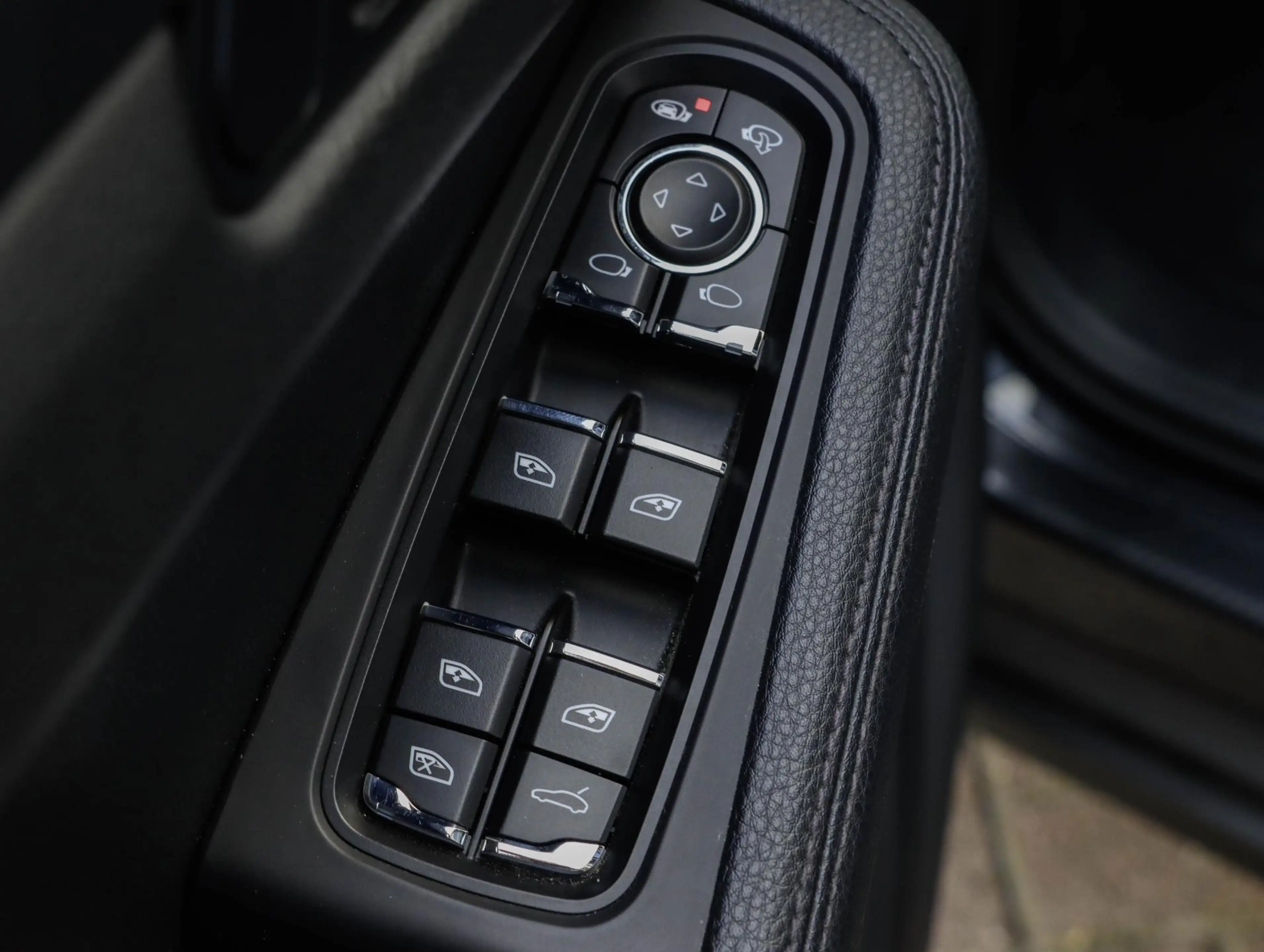 Porsche Macan 2.0 Panodak | PASM | Stoelventilatie | Standkachel — photo 11