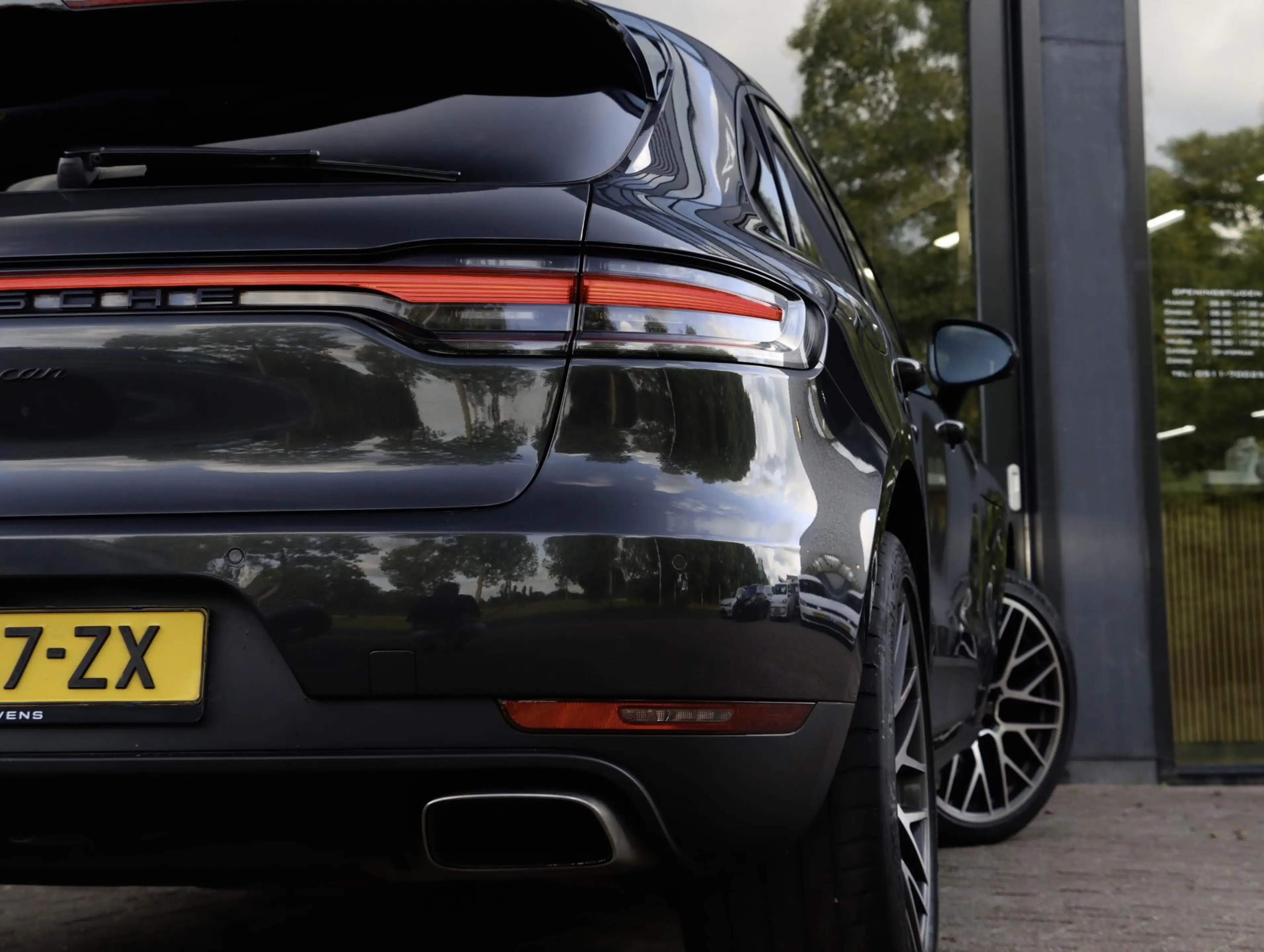 Porsche Macan 2.0 Panodak | PASM | Stoelventilatie | Standkachel — photo 40