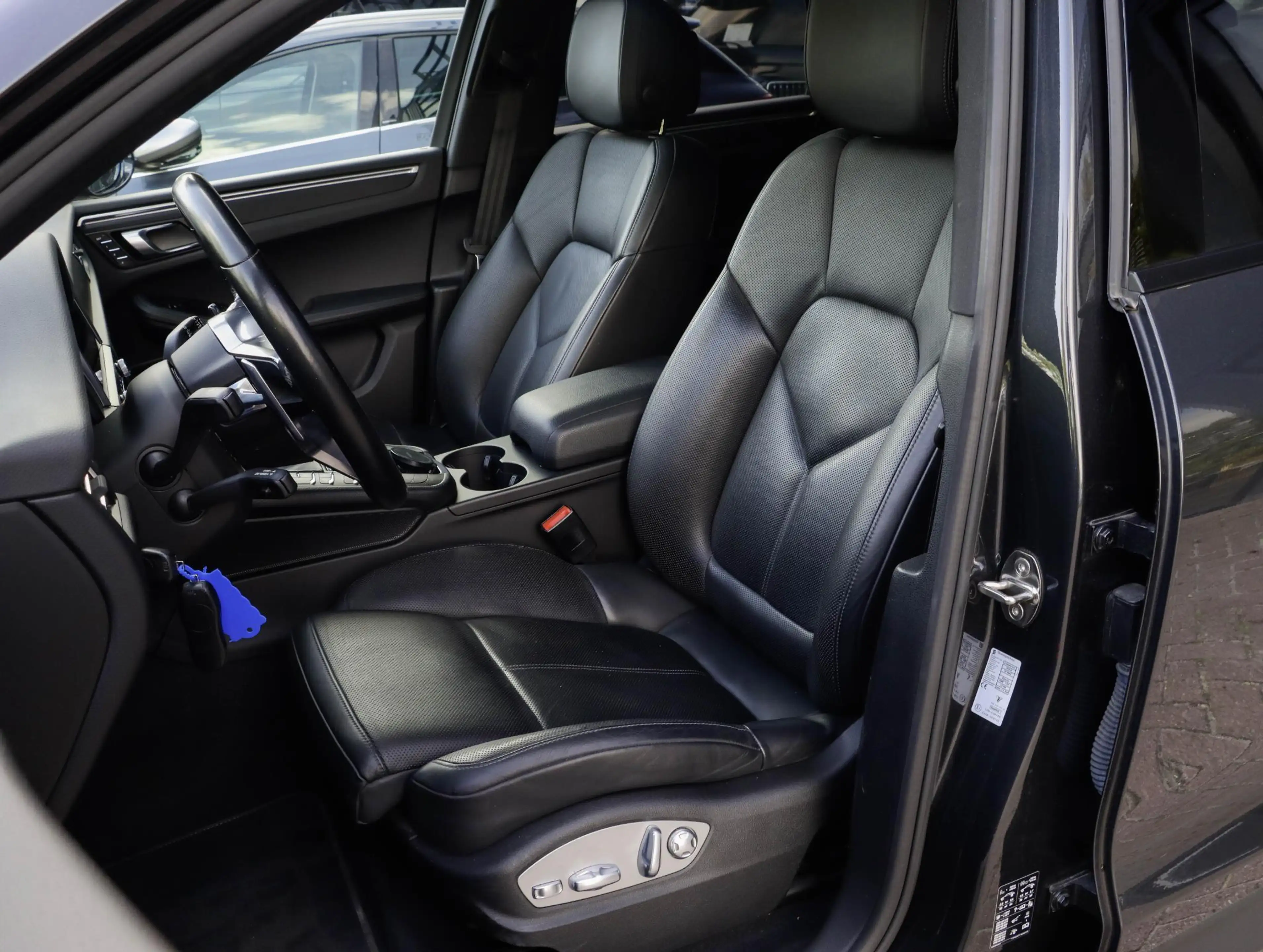 Porsche Macan 2.0 Panodak | PASM | Stoelventilatie | Standkachel — photo 10