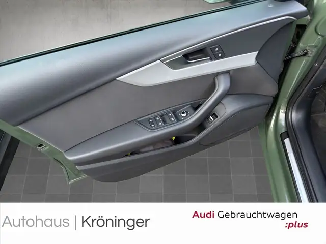 Audi A4 Avant view 8