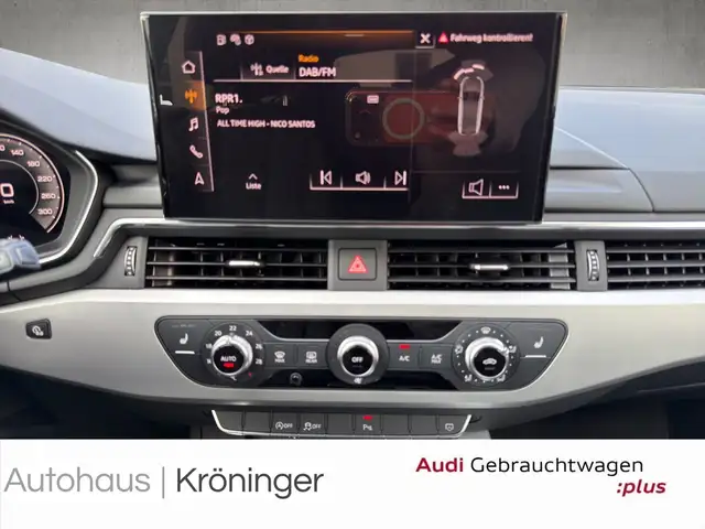 Audi A4 Avant view 15