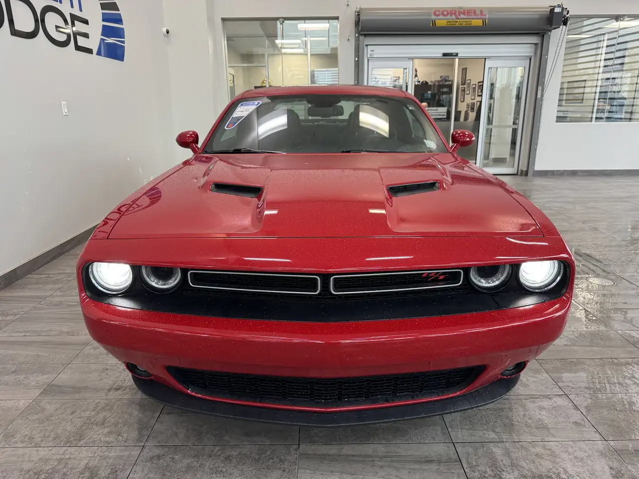 Dodge Challenger photo Dodge Challenger