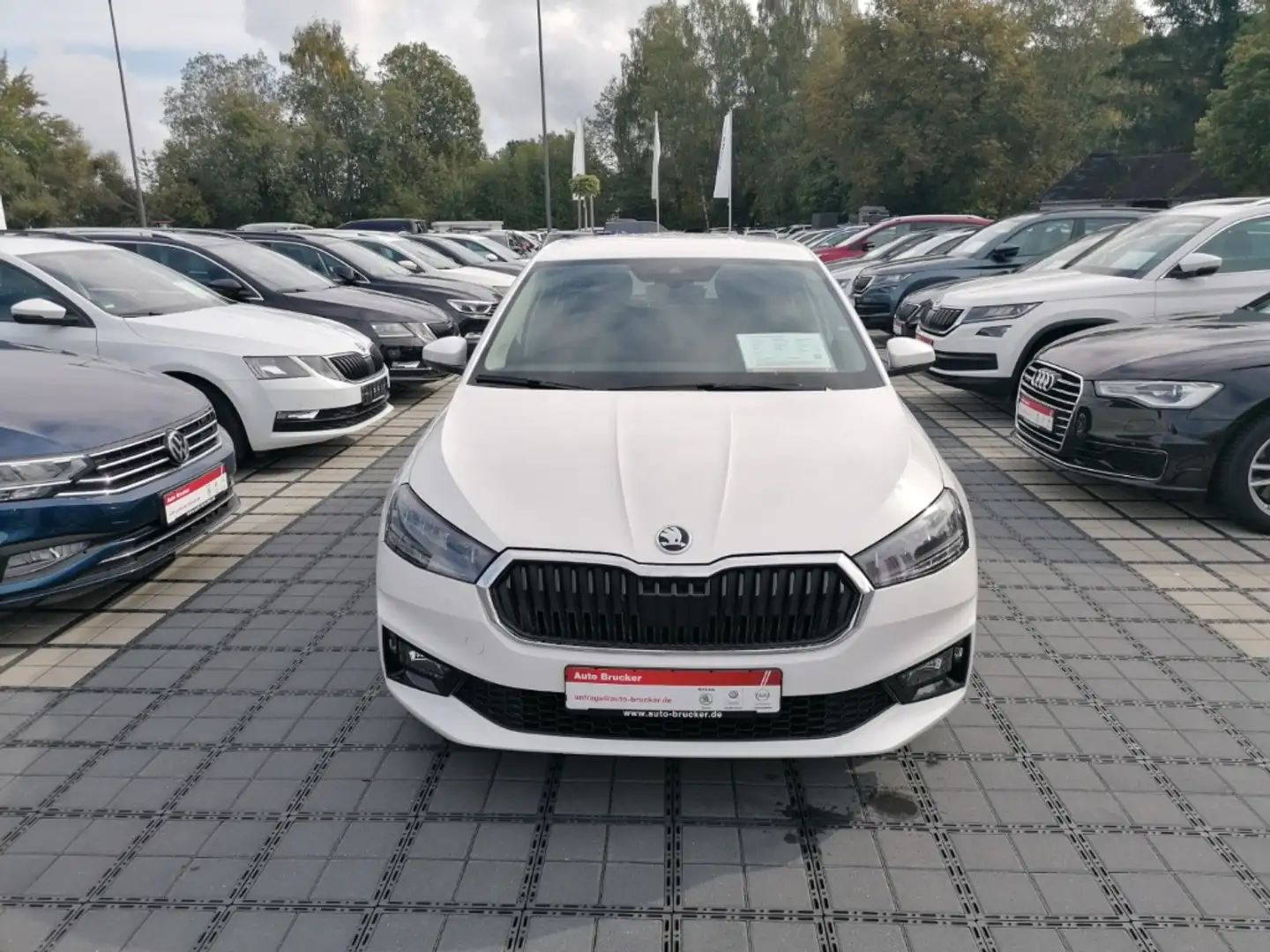 Skoda Fabia Selection 1.0 MPI+LED+Klimaanlage Weiß - 2