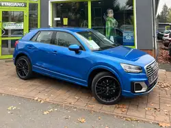 Audi Q2 35 TFSI sport LED SHZ APS FIS DSP AHK WR Alu