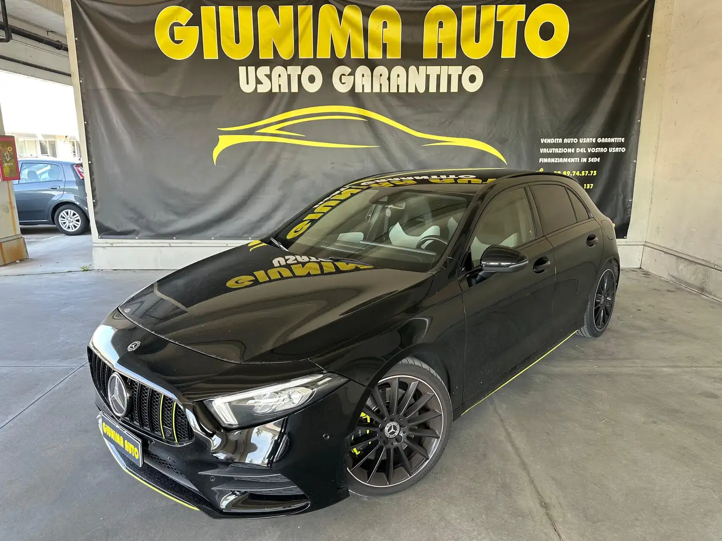 Mercedes-Benz A 250 Premium auto Černá - 1