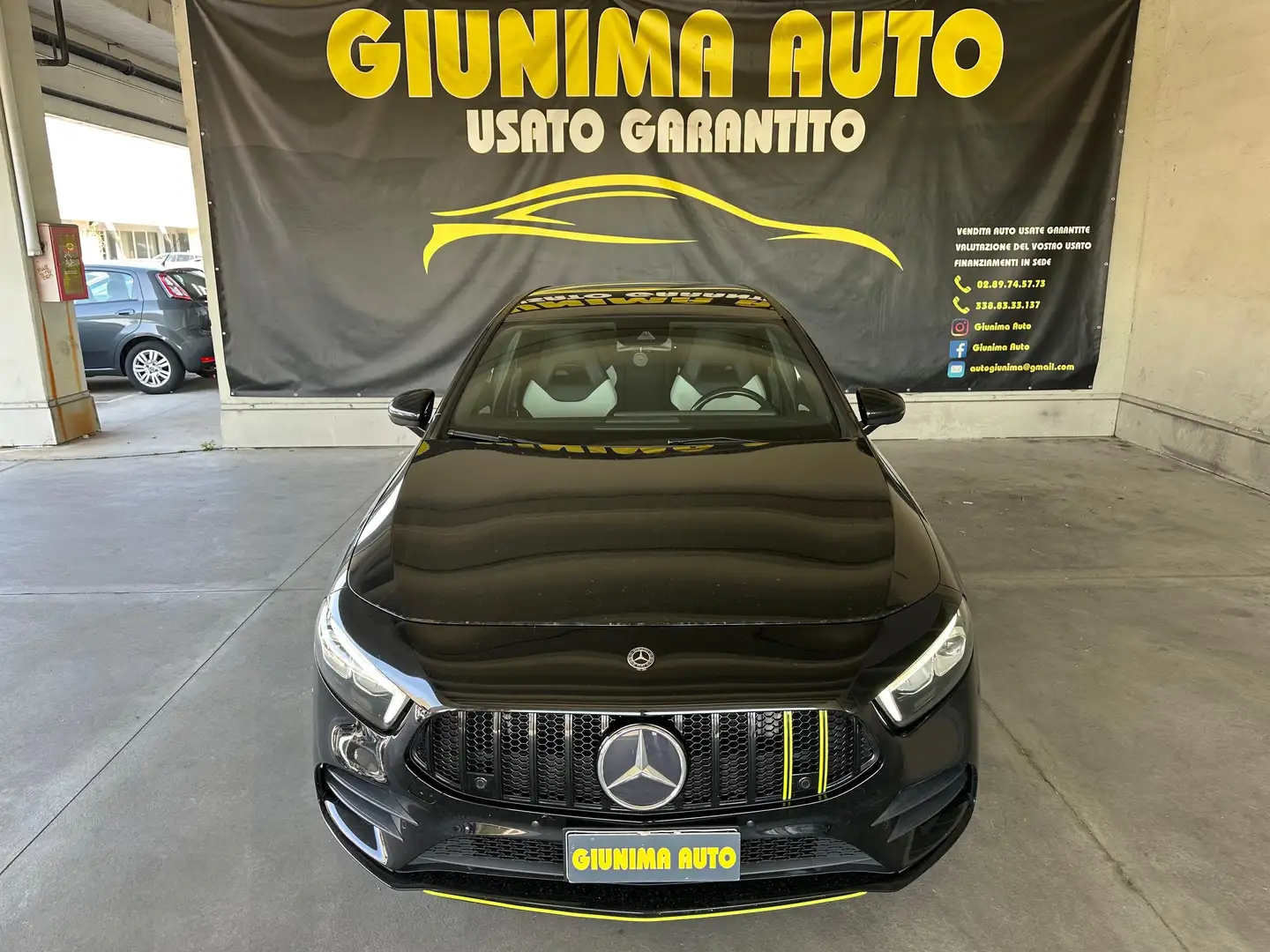 Mercedes-Benz A 250 Premium auto Černá - 2