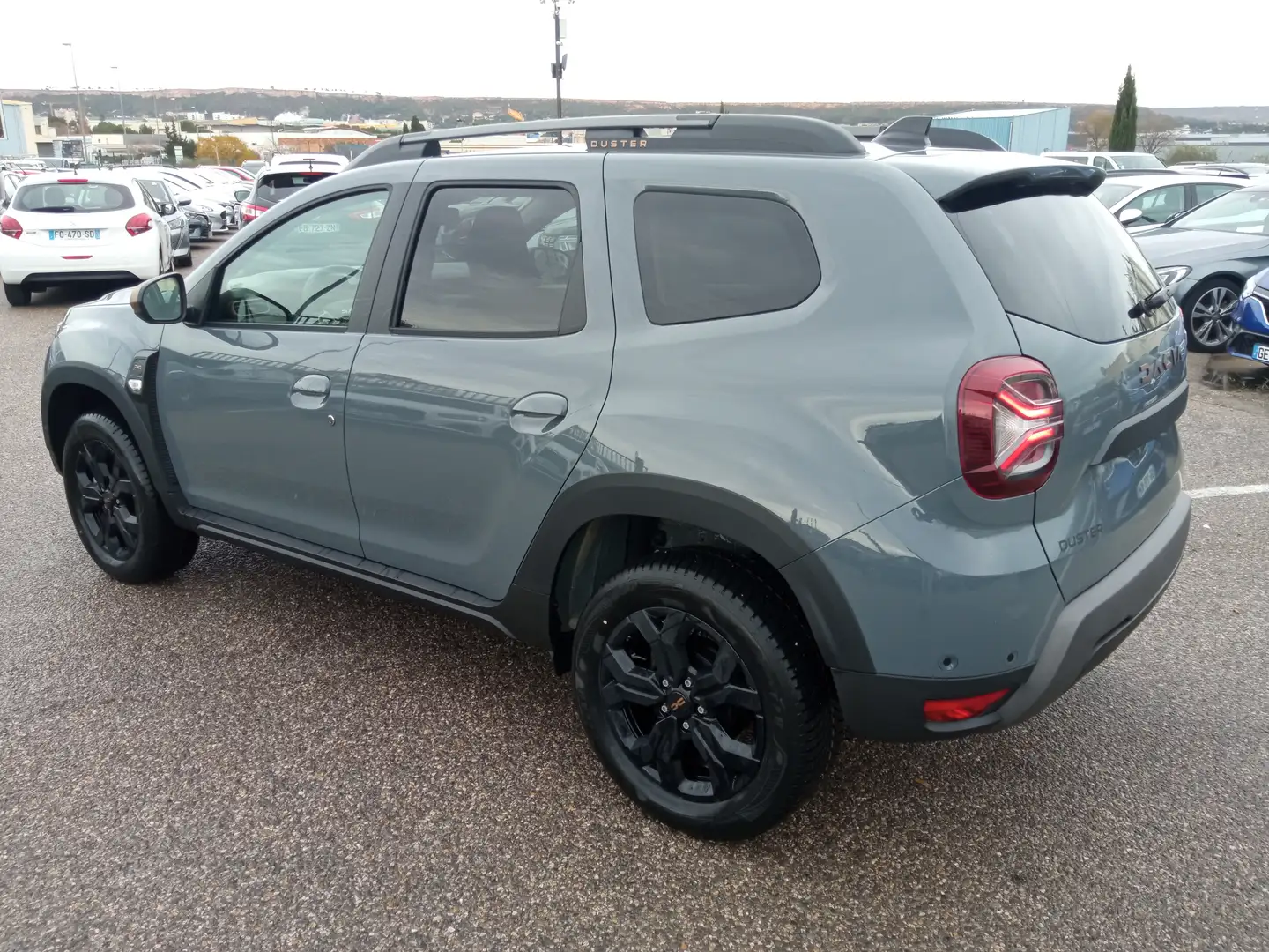 Dacia Duster Blue dCi 115 4x4 Extreme Gris - 2