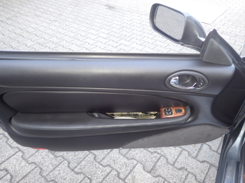 Jaguar XK8 4.0 Cabrio Memory Sitzheizung Leder PDC — photo 7