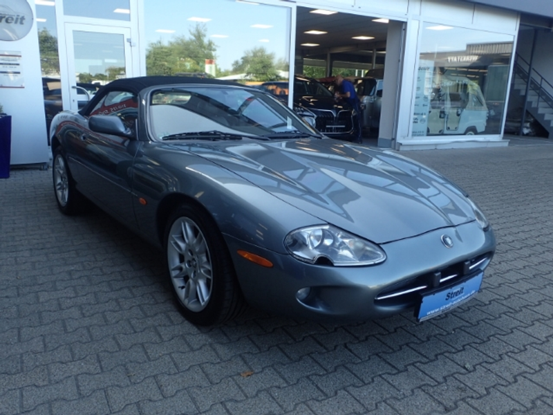 Jaguar XK8 4.0 Cabrio Memory Sitzheizung Leder PDC — photo 3