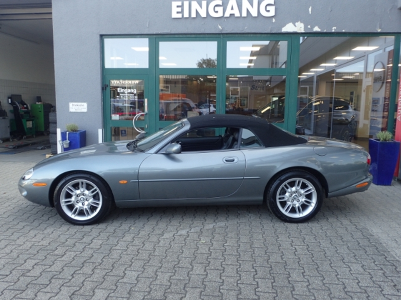 Jaguar XK8 4.0 Cabrio Memory Sitzheizung Leder PDC — photo 4