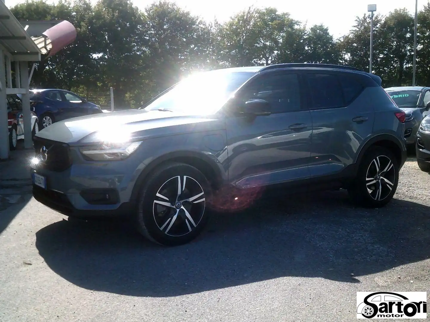 Volvo XC40 PLUGIN UNIPROPRIETARIO PERFETTO STATO! Grau - 1