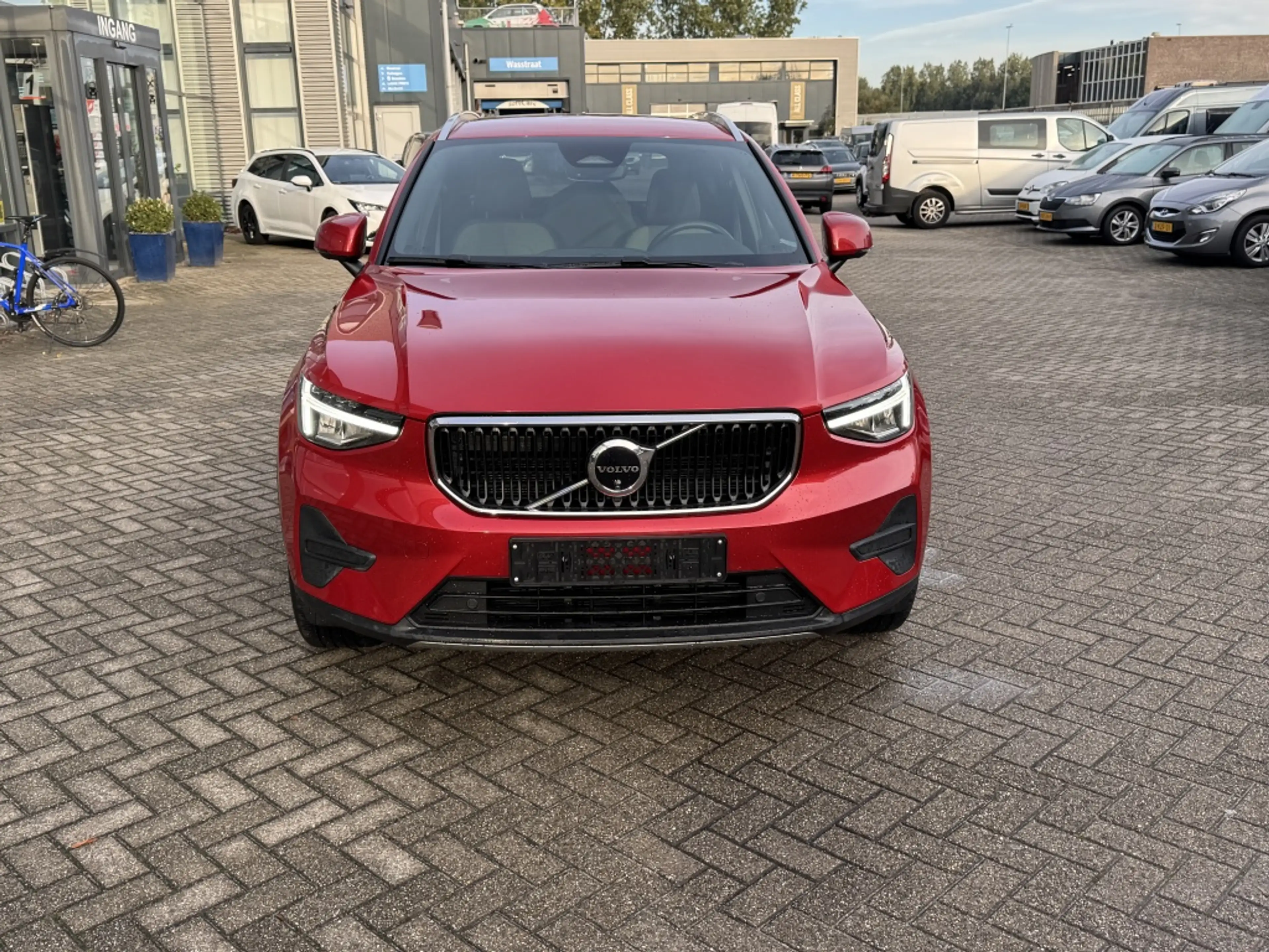 Volvo XC40 B3 163pk Mild Hybrid Aut Business Edition — photo 3