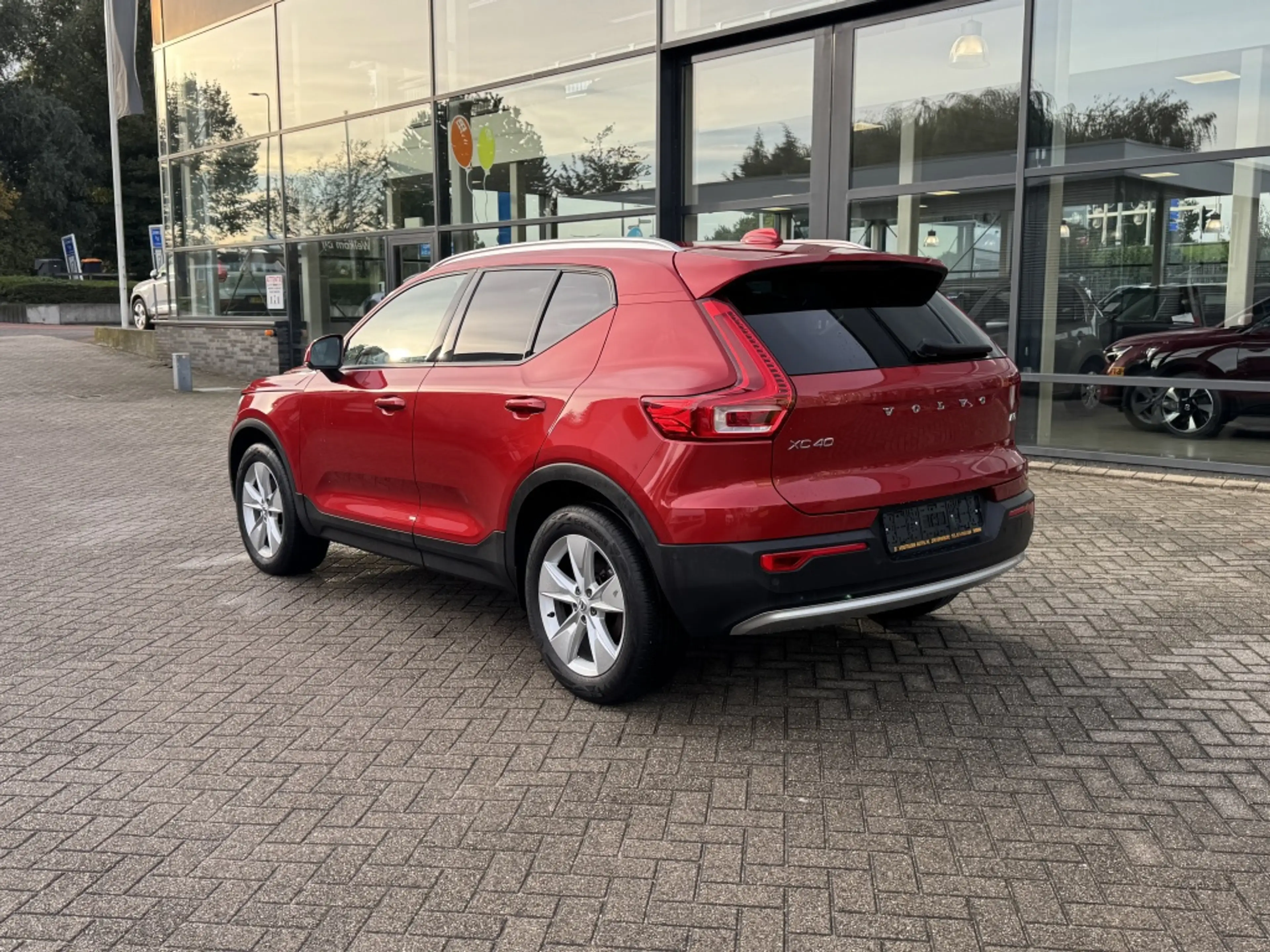 Volvo XC40 B3 163pk Mild Hybrid Aut Business Edition — photo 10