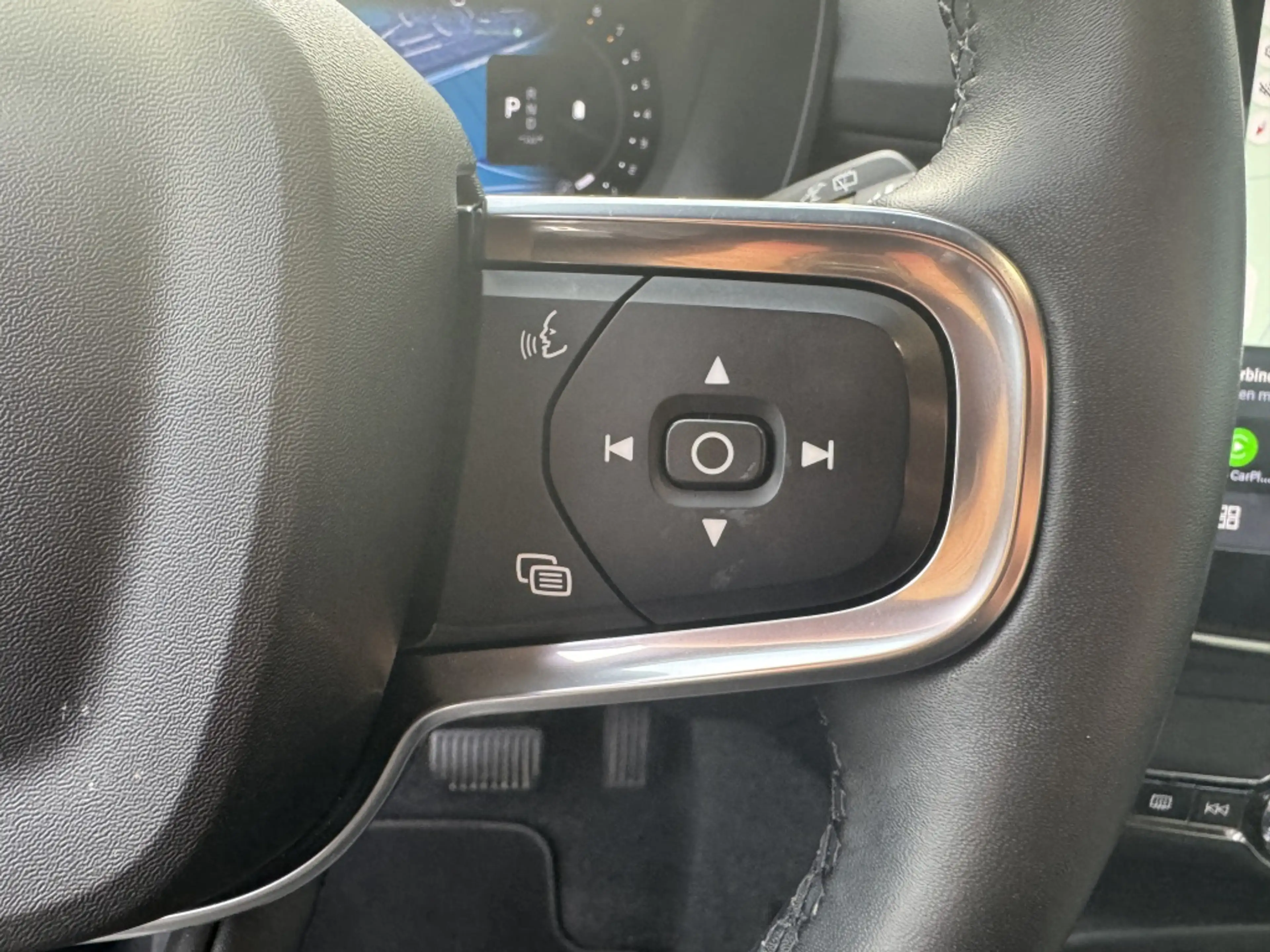 Volvo XC40 B3 163pk Mild Hybrid Aut Business Edition — photo 18