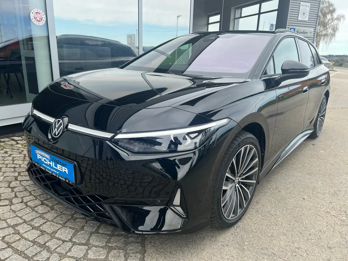 Volkswagen ID.7 Tourer GTX 4MOTION 250 kW Business Schwarz - 1