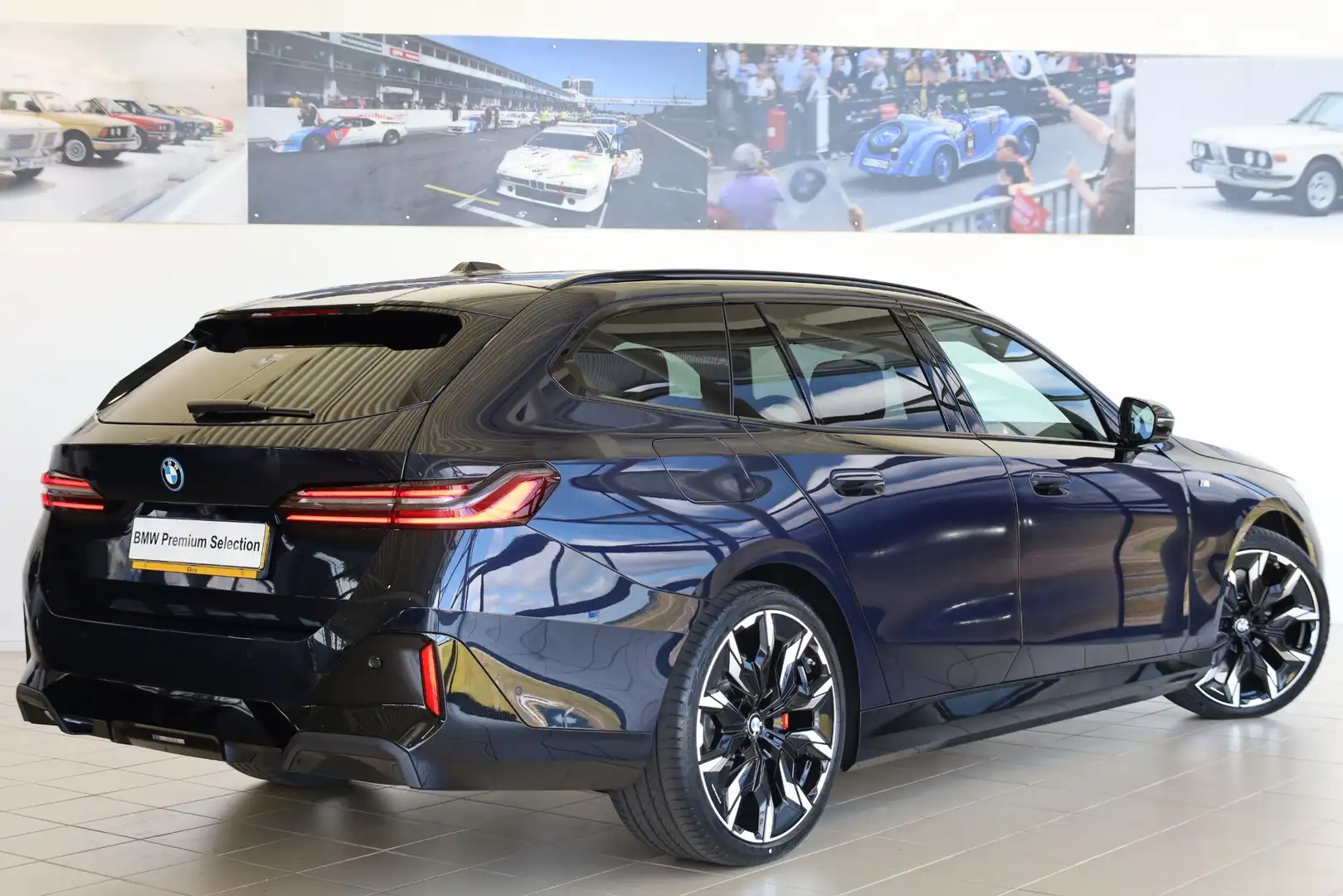 BMW 530 5 Serie Touring 530e M Sportpakket Pro | Glazen Pa Noir - 2