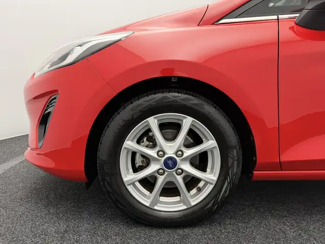 Ford Fiesta view 24