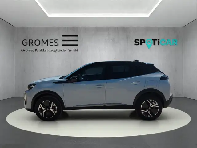 Peugeot 2008 view 6