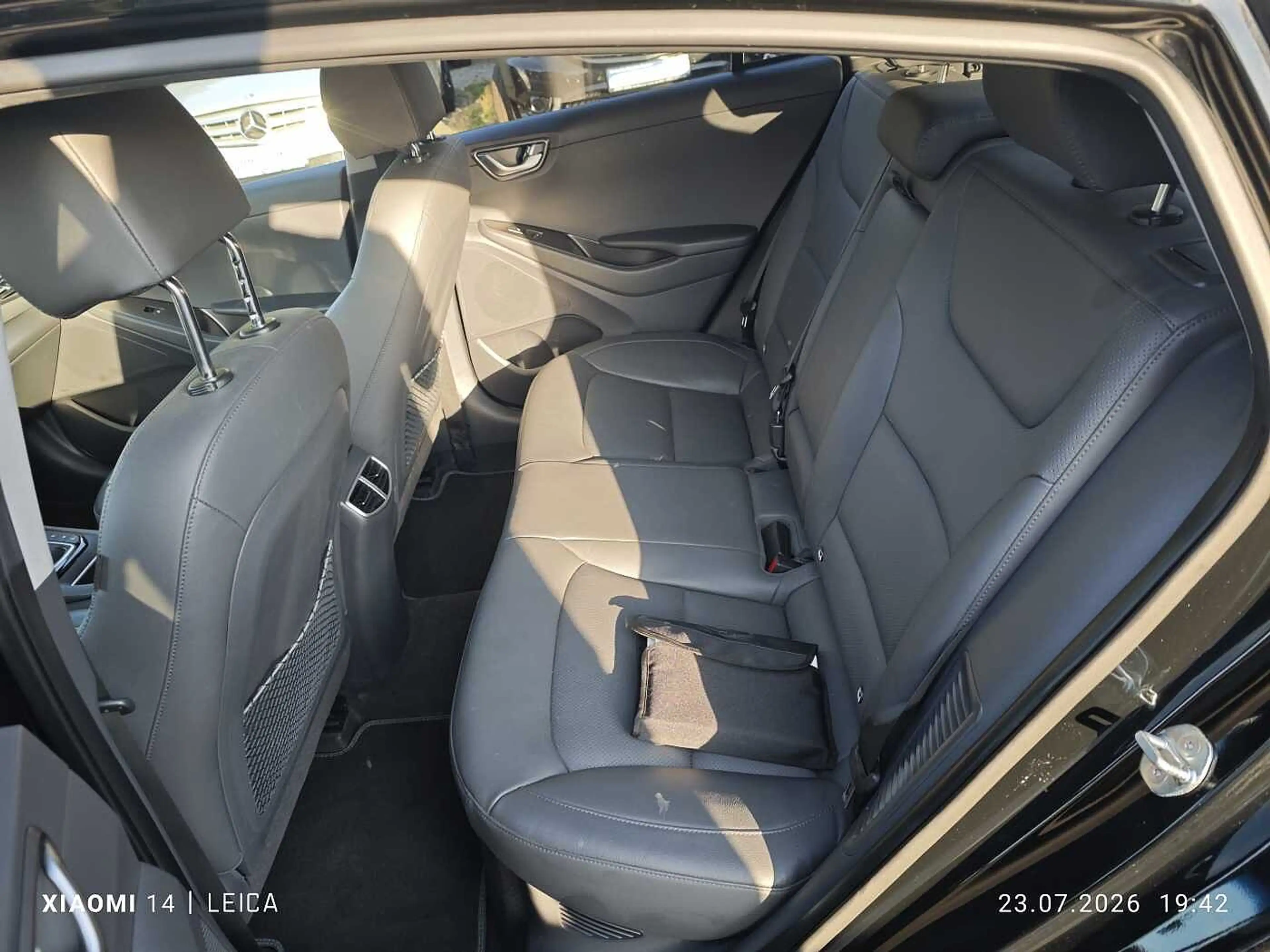 Hyundai IONIQ Plug-in-Hybrid 1.6 GDI Premium — photo 10