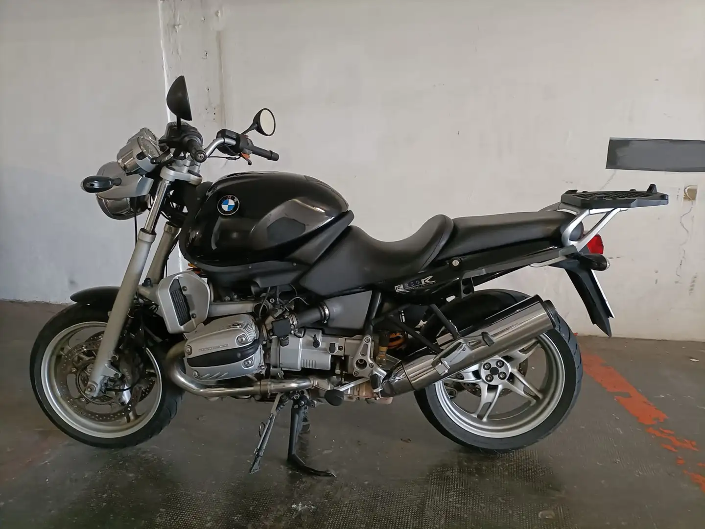 BMW R 850 R Negro - 2