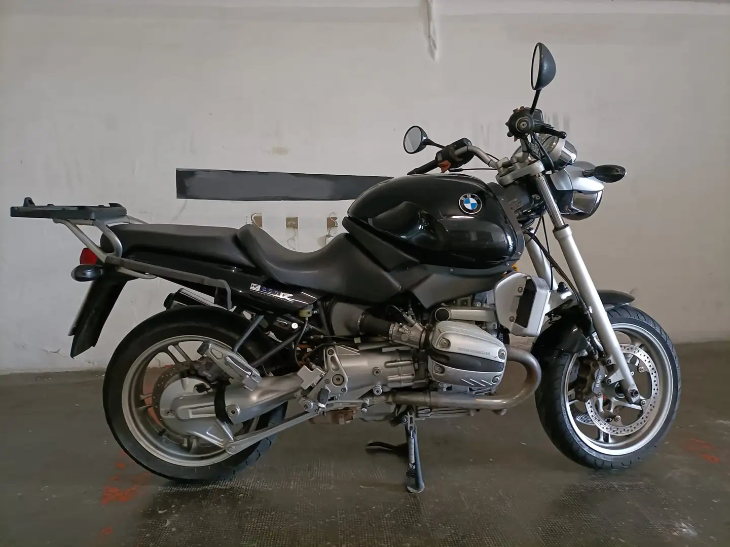 BMW R 850 R Negro - 1