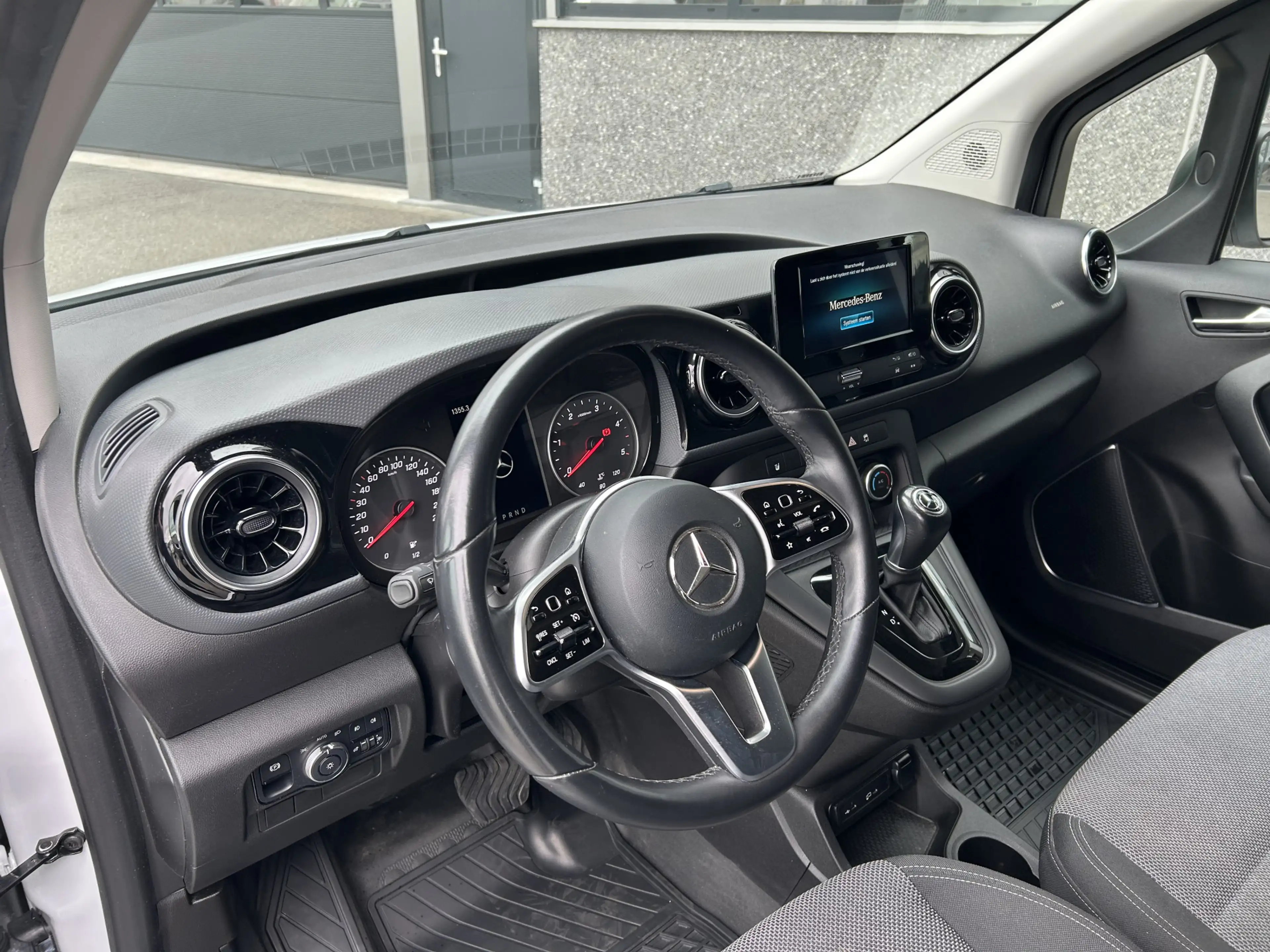 Mercedes-Benz Citan 110 CDI L1 PRO / 3 Zits / Automaat / MBUX / Camera — photo 11