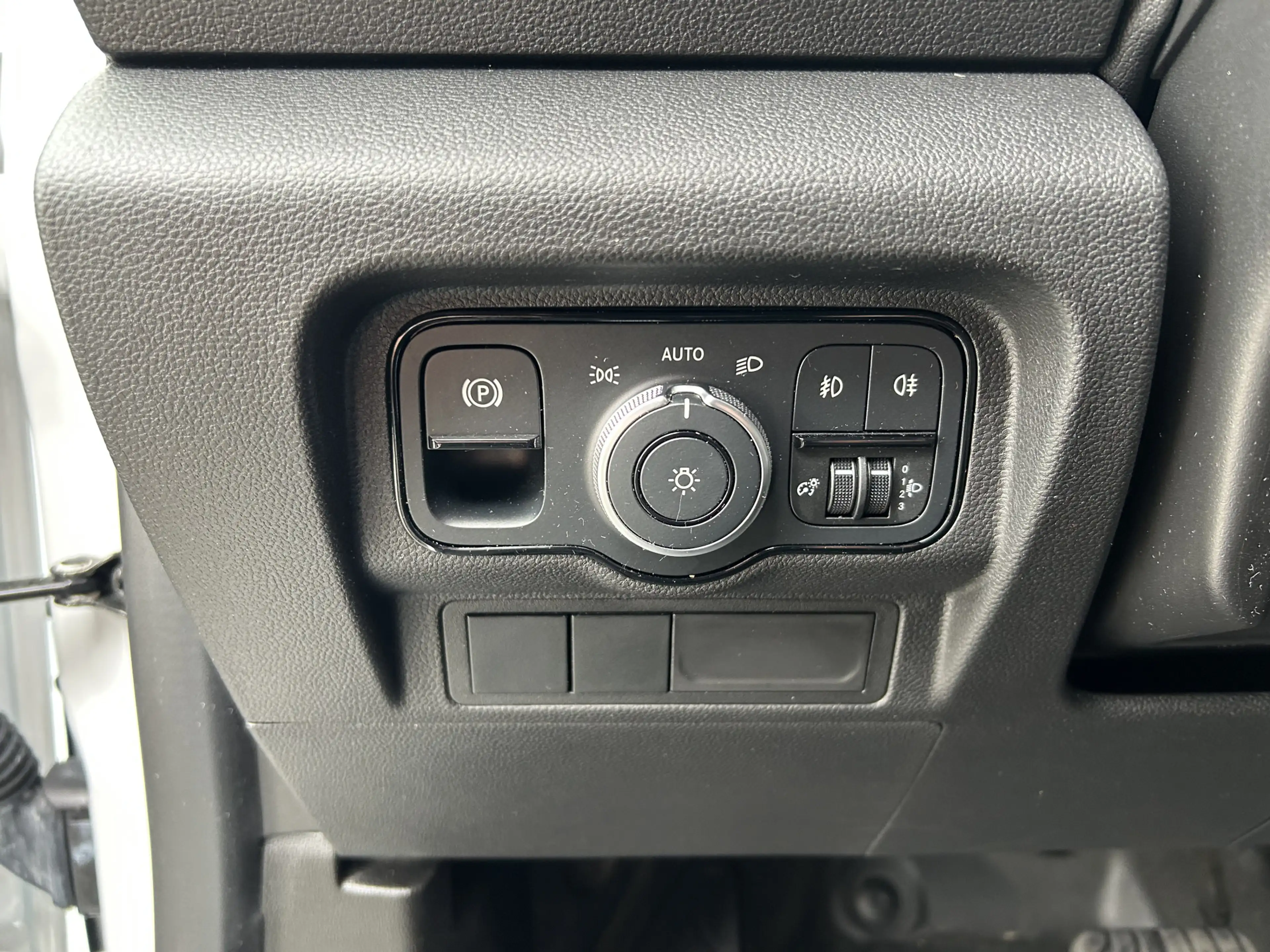 Mercedes-Benz Citan 110 CDI L1 PRO / 3 Zits / Automaat / MBUX / Camera — photo 12