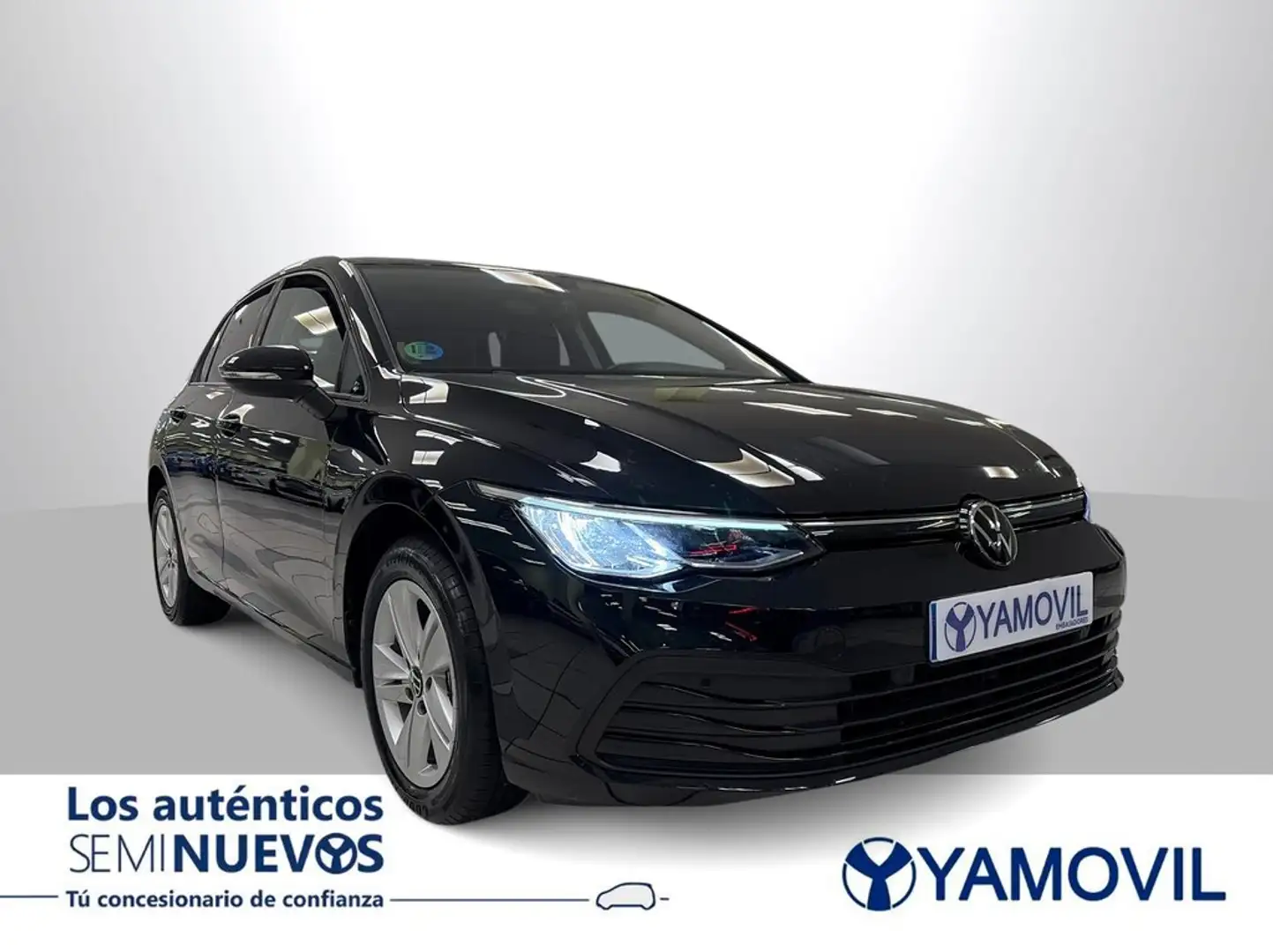Volkswagen Golf 1.0 eTSI Life DSG 81kW Negro - 2