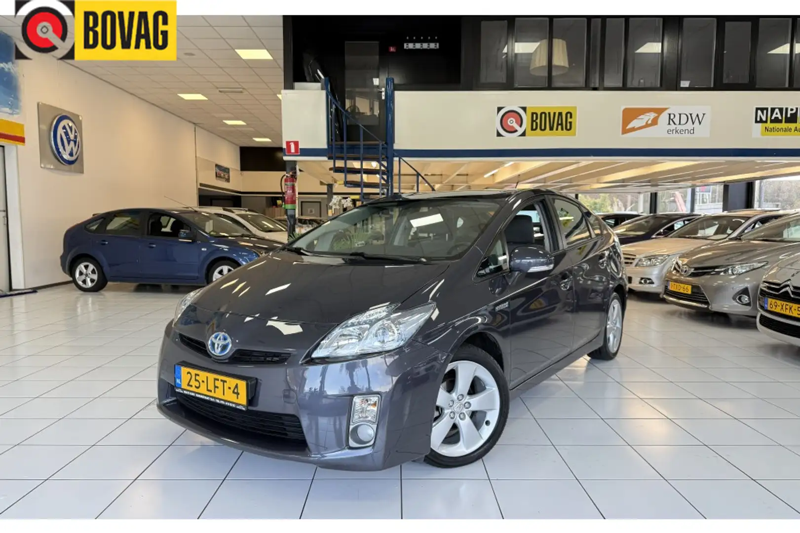 Toyota Prius 1.8 Aspiration Bovag Garantie NAP Grau - 1