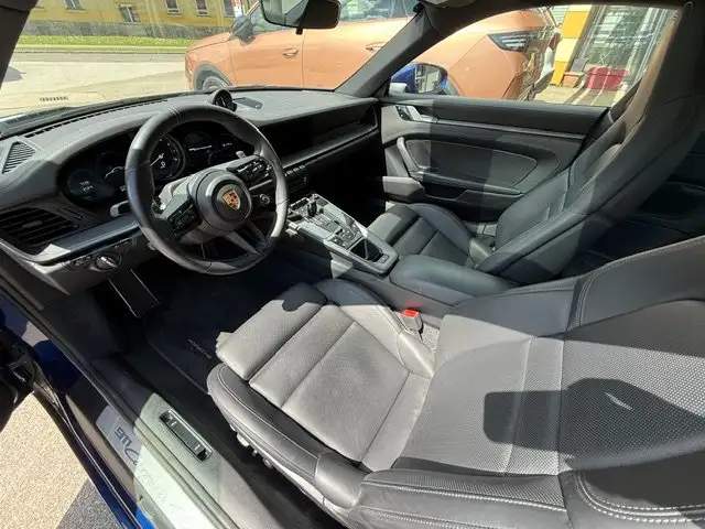 Porsche 992 Carrera 4 S Ansicht 7