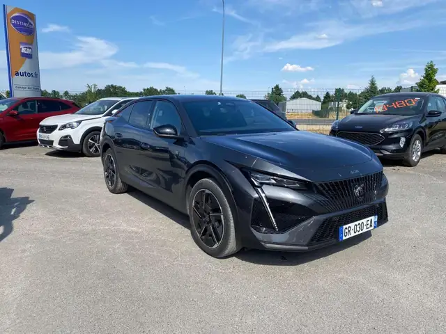 Peugeot 408 view 2