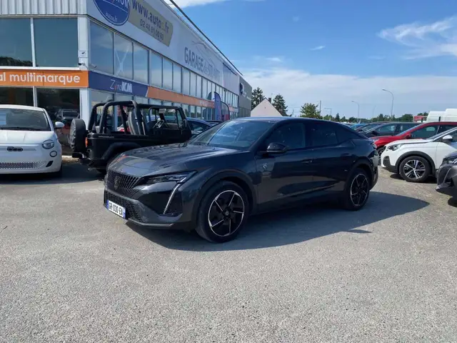 Peugeot 408 main image